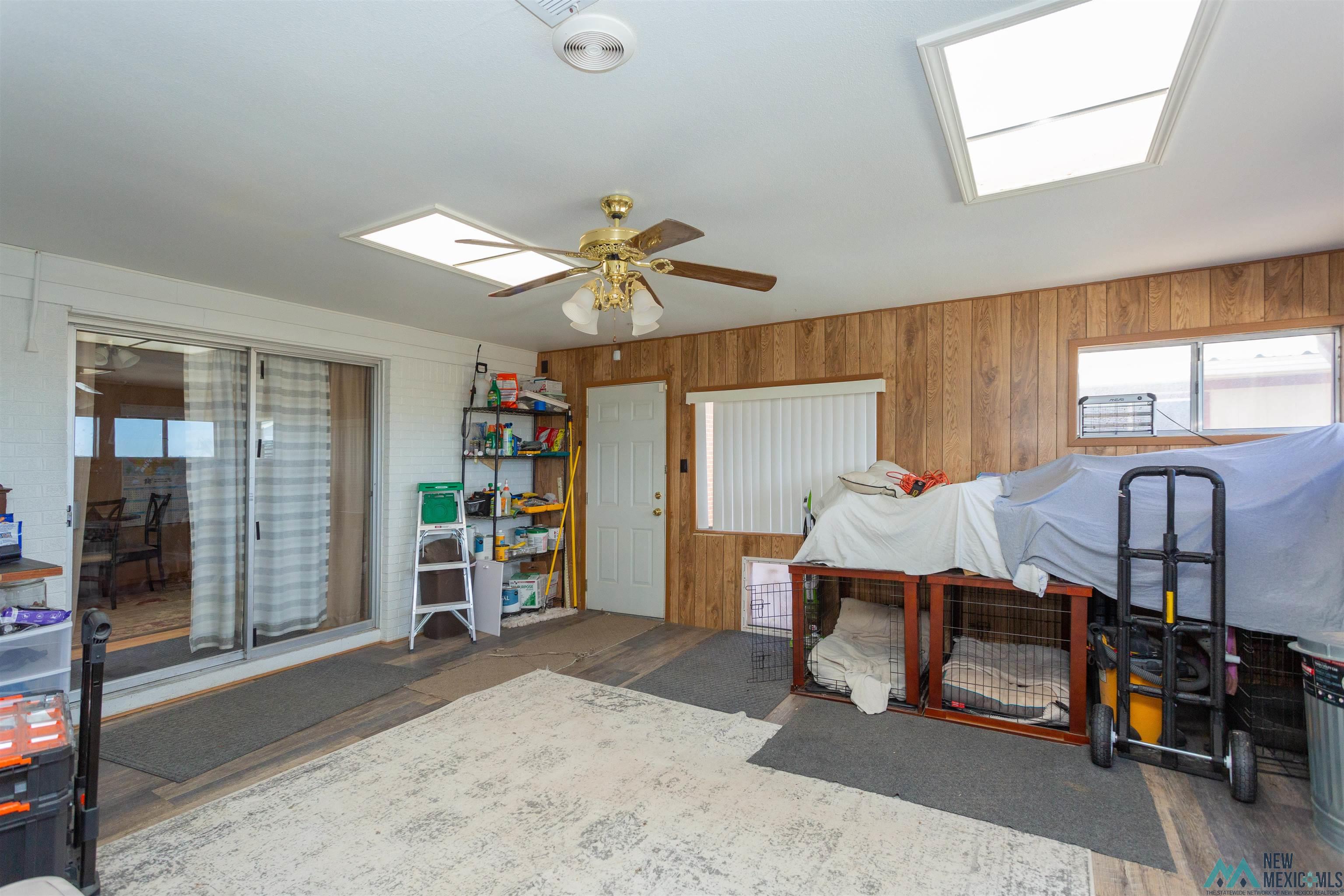 2701 W 8th Street, Roswell, Texas image 40