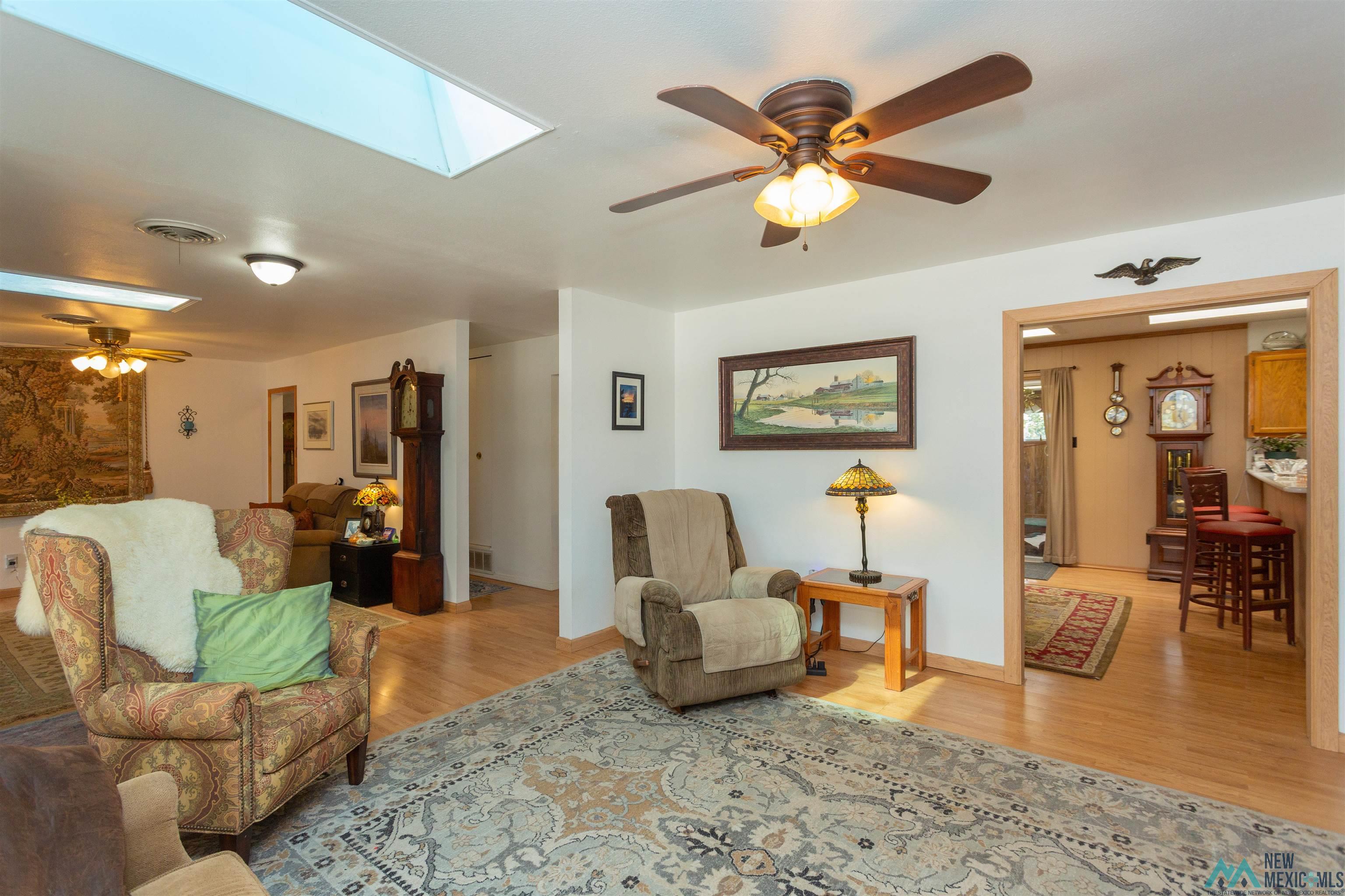 2701 W 8th Street, Roswell, Texas image 5