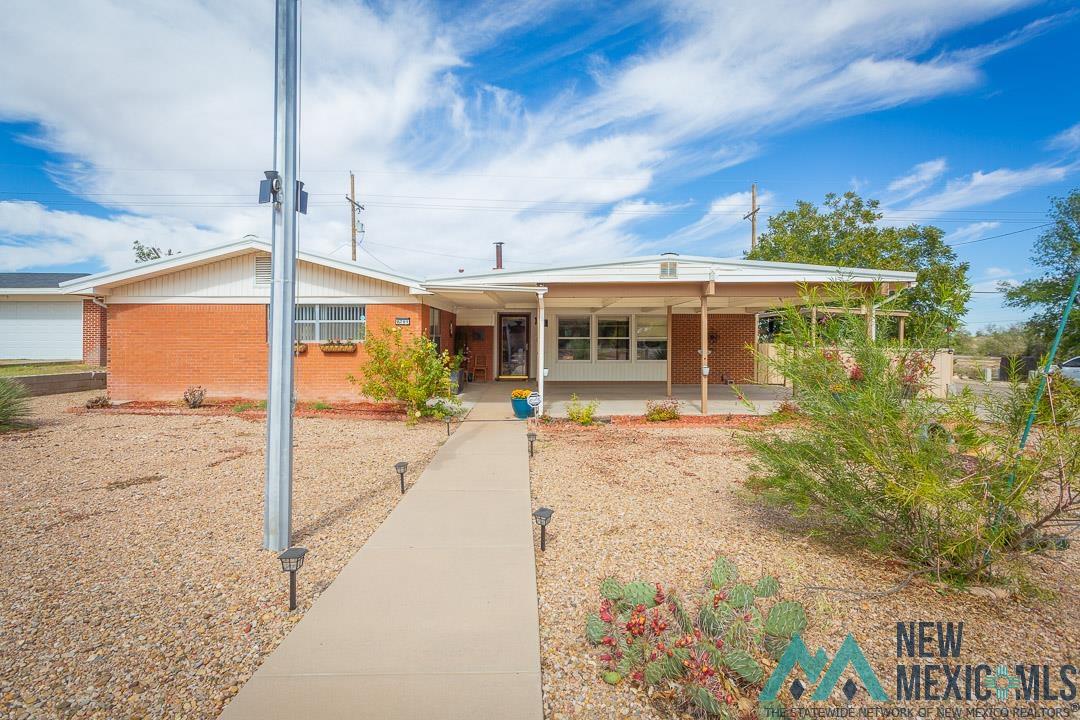2701 W 8th Street, Roswell, Texas image 3