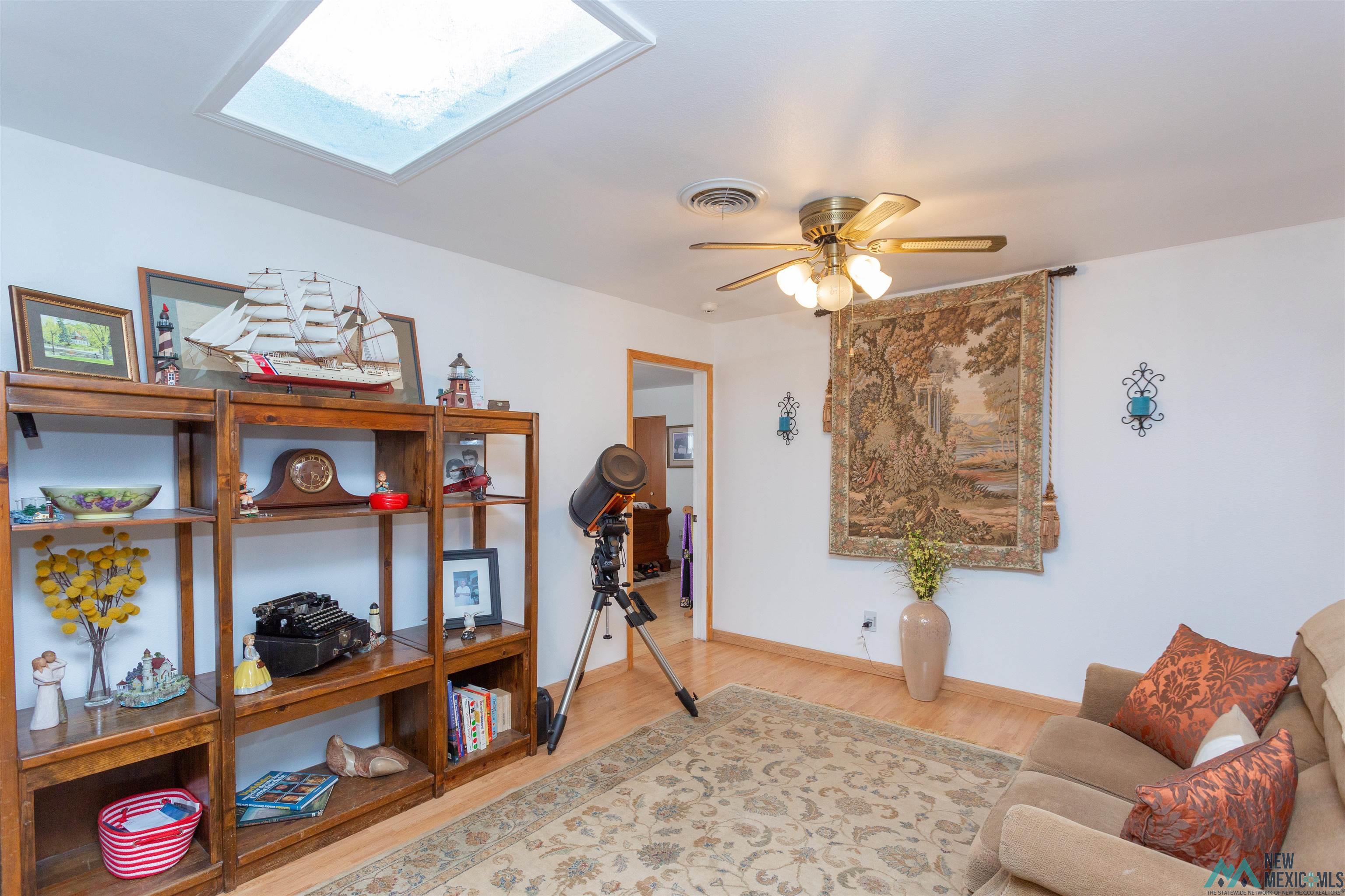 2701 W 8th Street, Roswell, Texas image 6