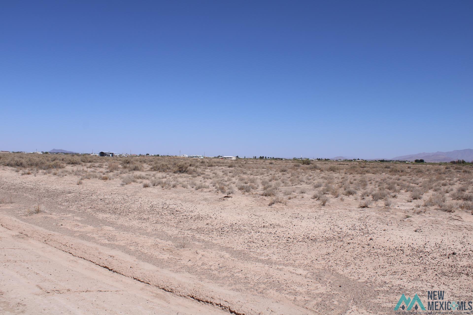 San Augustine Rd Se, Deming, New Mexico image 9