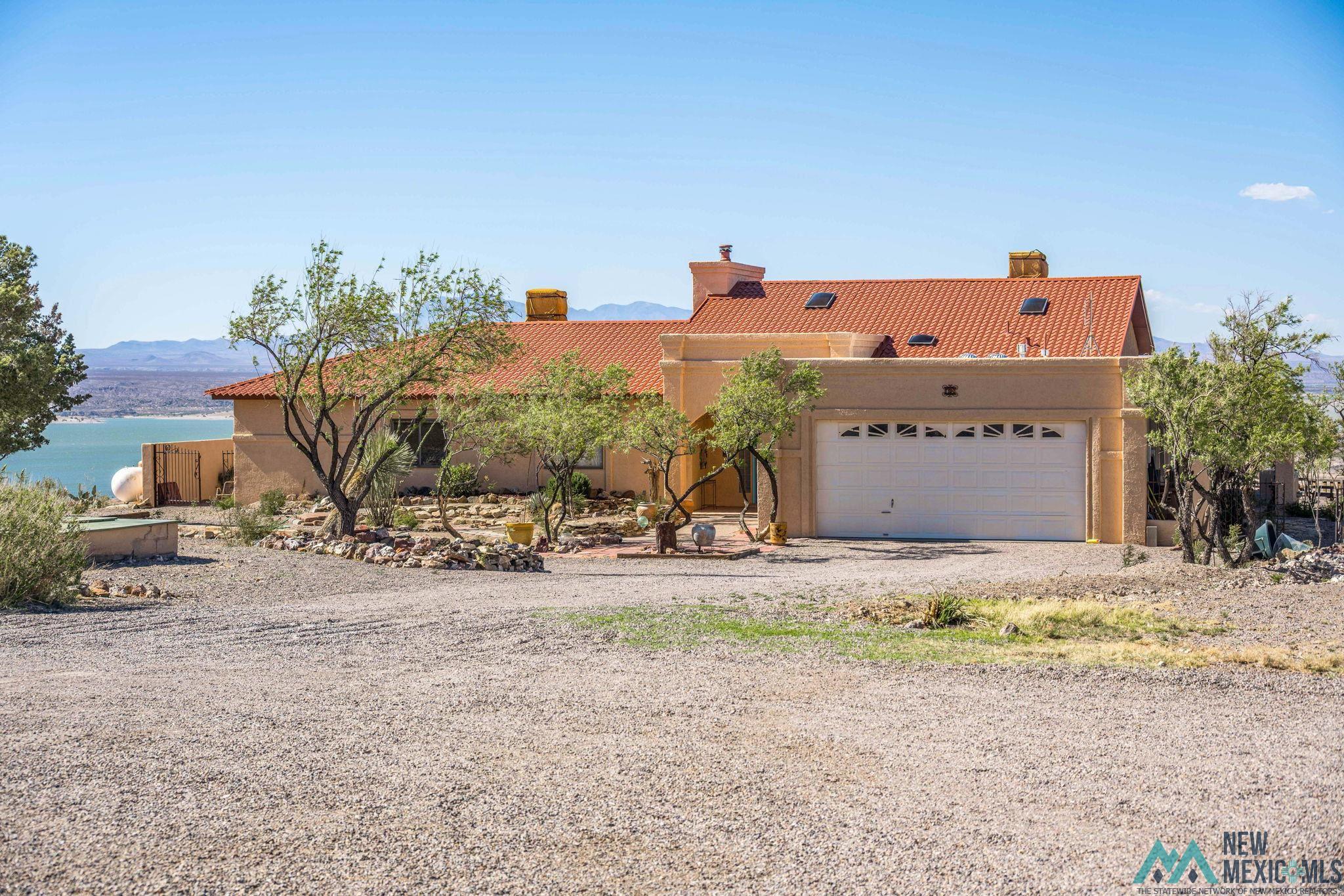13 Mcrae Court, Elephant Butte, Texas image 1