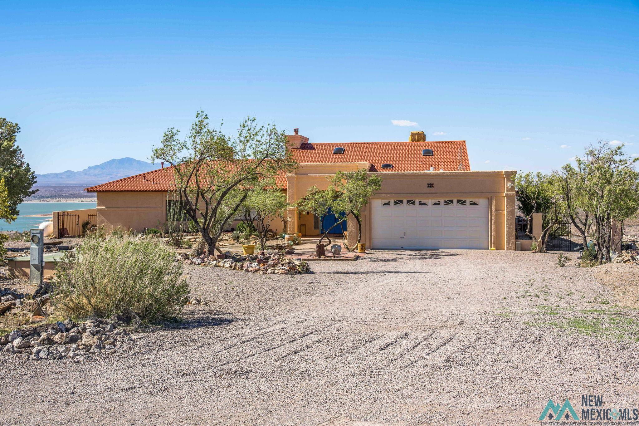 13 Mcrae Court, Elephant Butte, Texas image 2