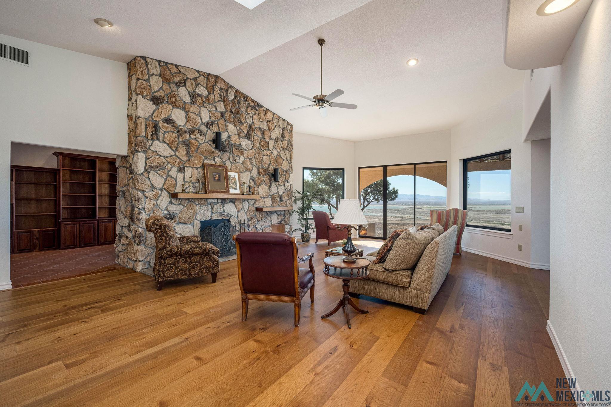 13 Mcrae Court, Elephant Butte, Texas image 10