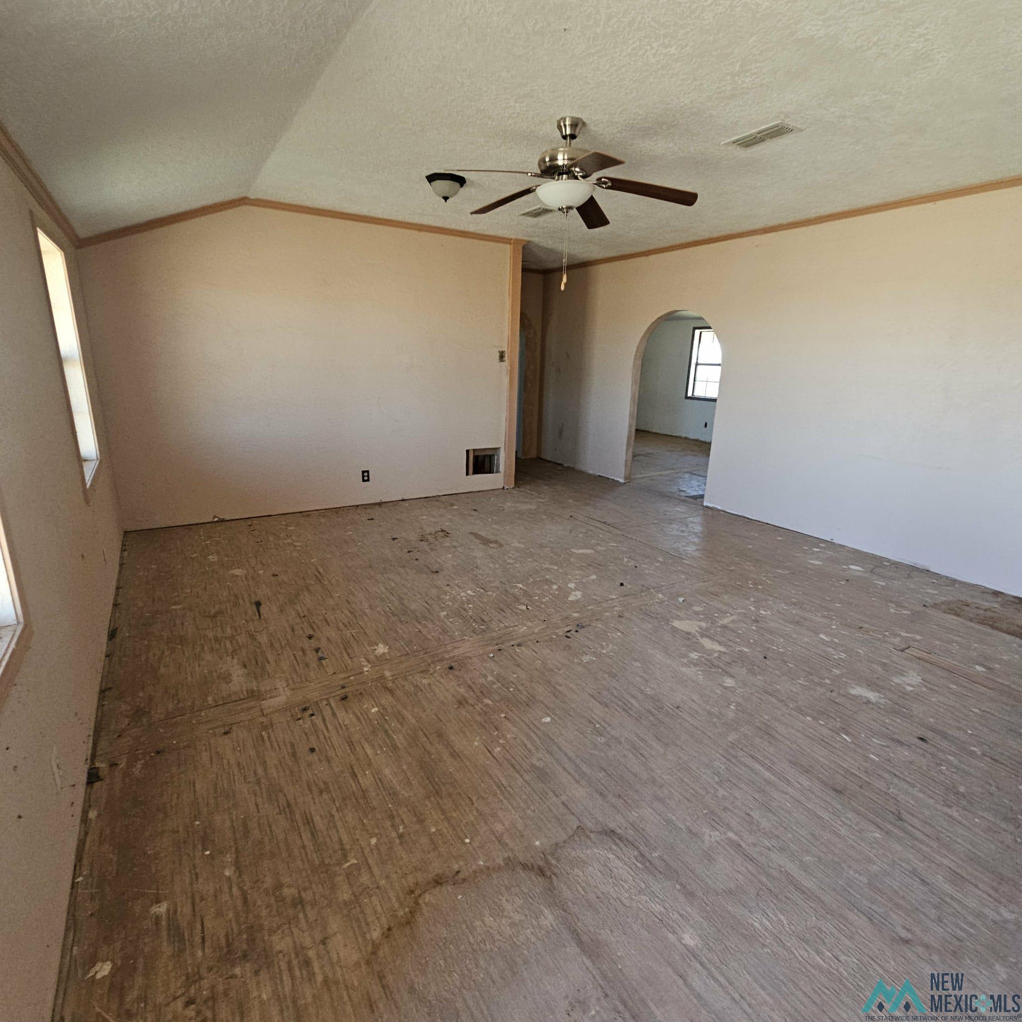 Portales, New Mexico 88130, United States, 3 Bedrooms Bedrooms, ,2 BathroomsBathrooms,Residential,Active,249077