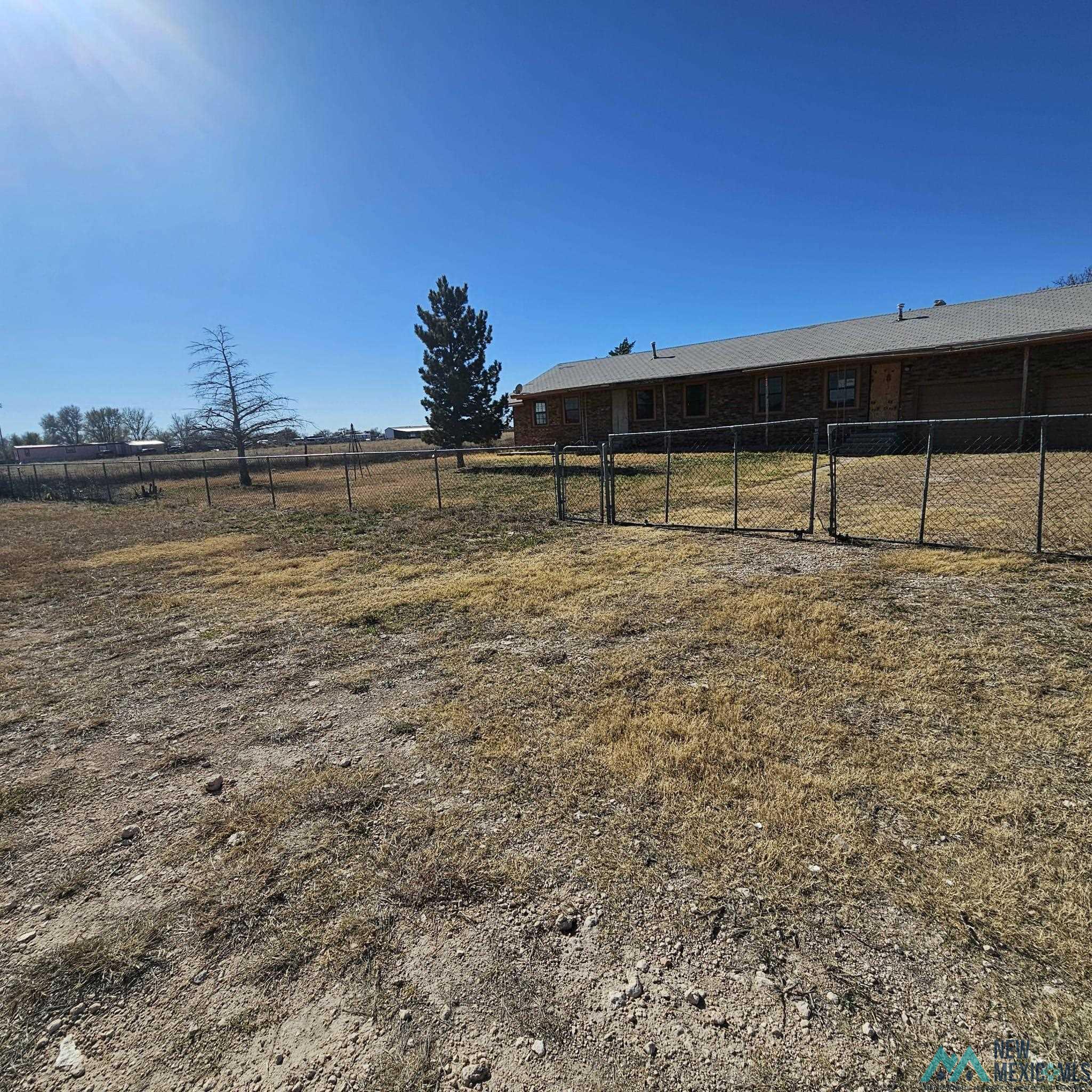 Portales, New Mexico 88130, United States, 3 Bedrooms Bedrooms, ,2 BathroomsBathrooms,Residential,Active,249077
