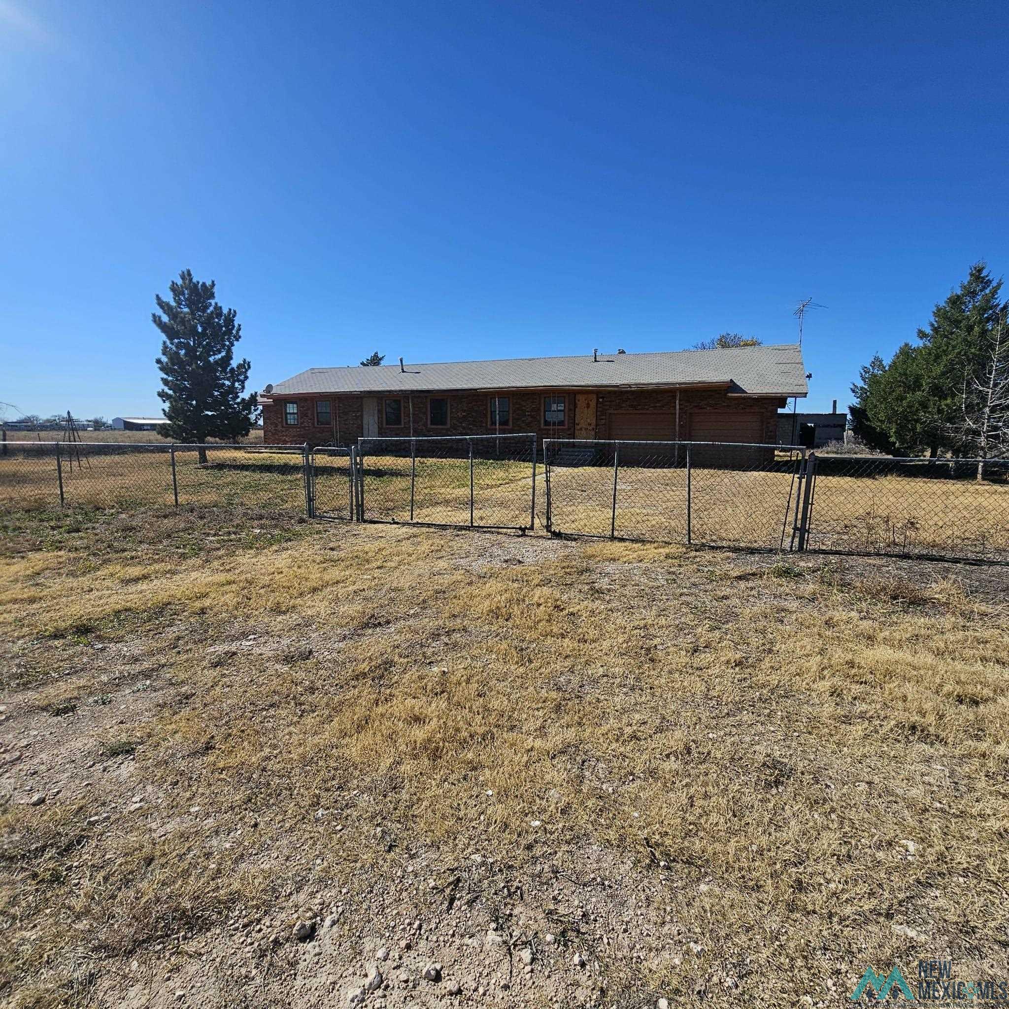 Portales, New Mexico 88130, United States, 3 Bedrooms Bedrooms, ,2 BathroomsBathrooms,Residential,Active,249077