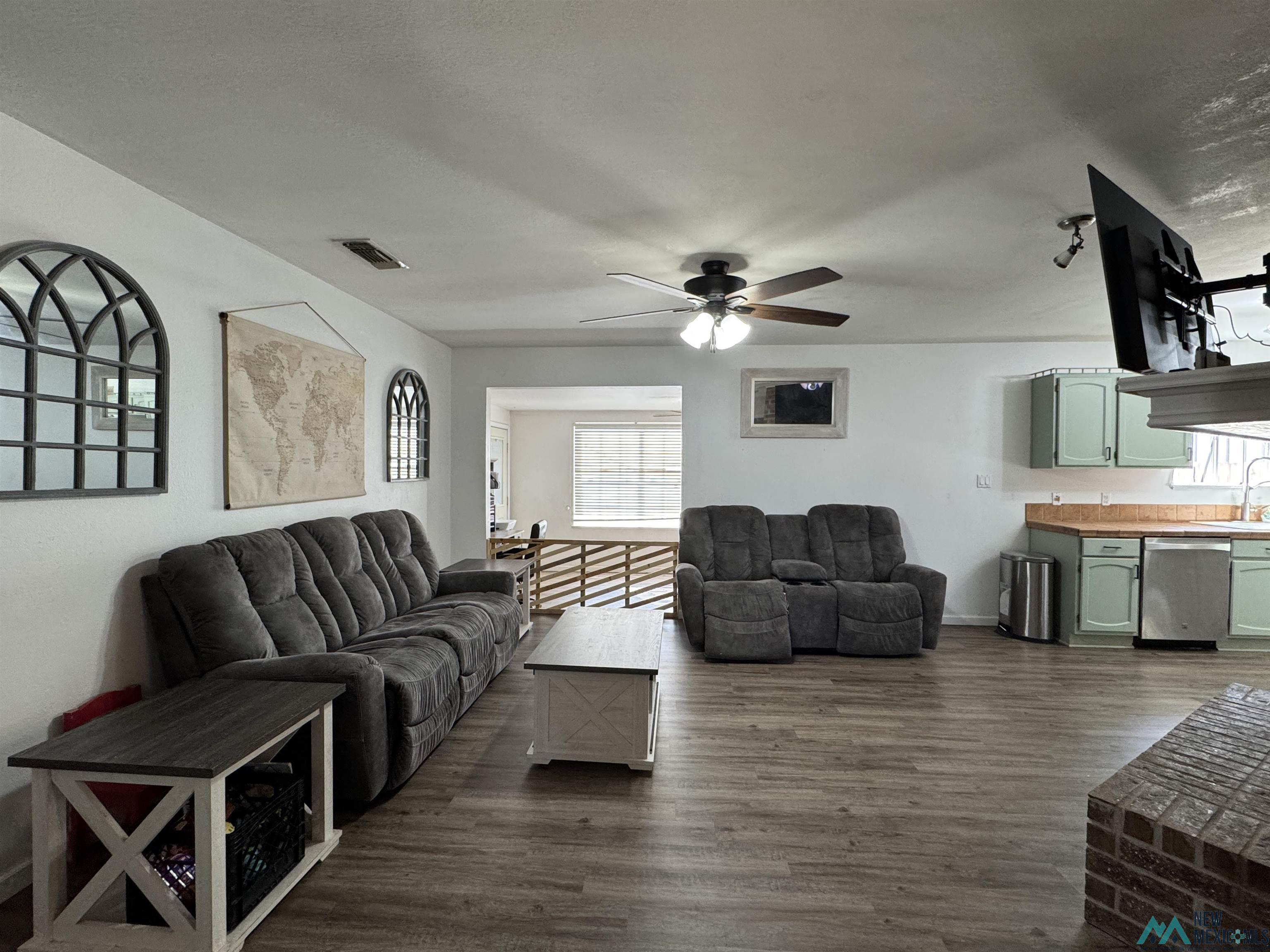 1509 W Bullock Avenue, Artesia, New Mexico image 3