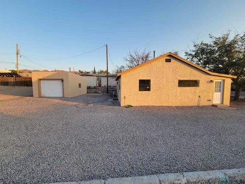 Homes For Sale - 719 Gold Street<br/> Truth Or Consequences, NM 87901