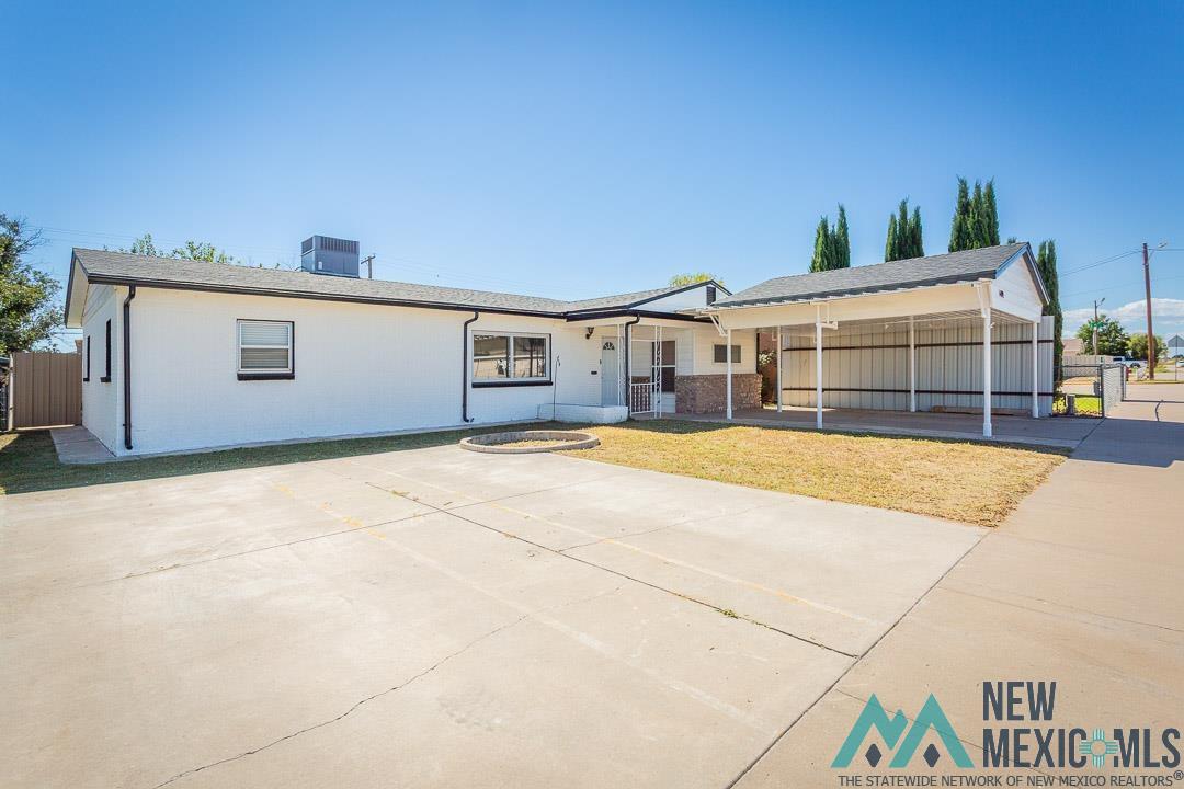 Artesia, New Mexico 88210, United States, 3 Bedrooms Bedrooms, ,2 BathroomsBathrooms,Residential,Active,222818