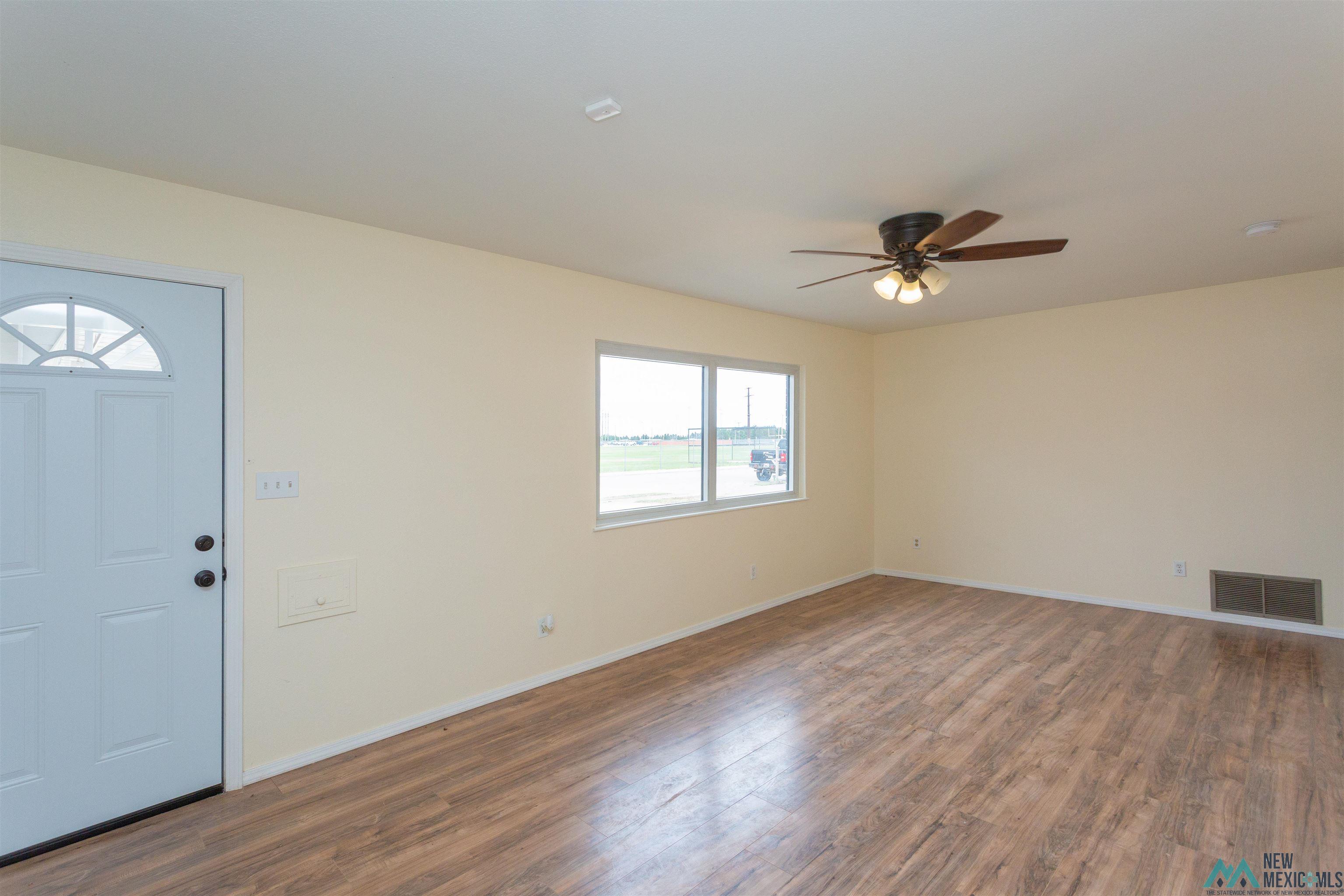 Artesia, New Mexico 88210, United States, 3 Bedrooms Bedrooms, ,2 BathroomsBathrooms,Residential,Active,222818