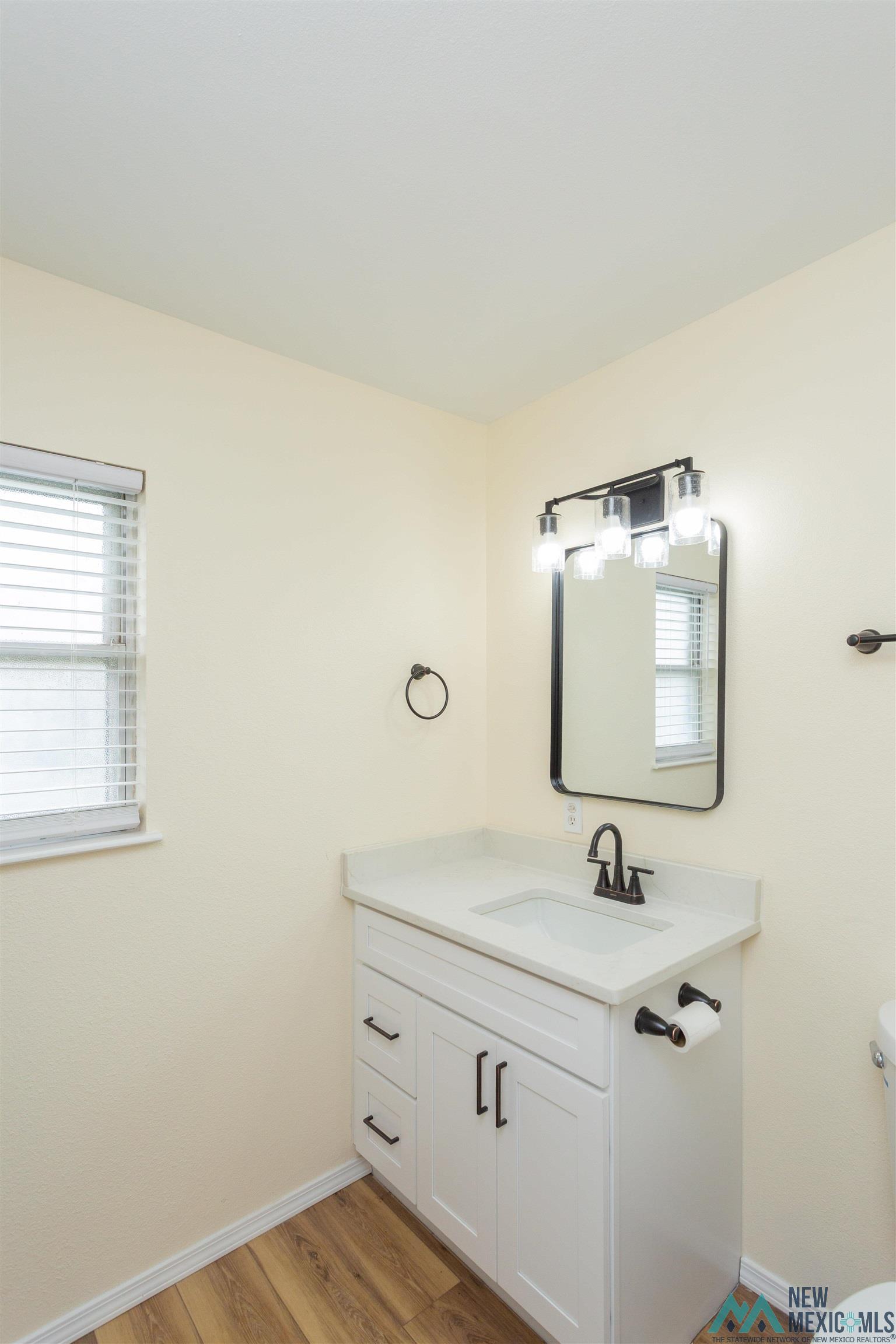 Artesia, New Mexico 88210, United States, 3 Bedrooms Bedrooms, ,2 BathroomsBathrooms,Residential,Active,222818