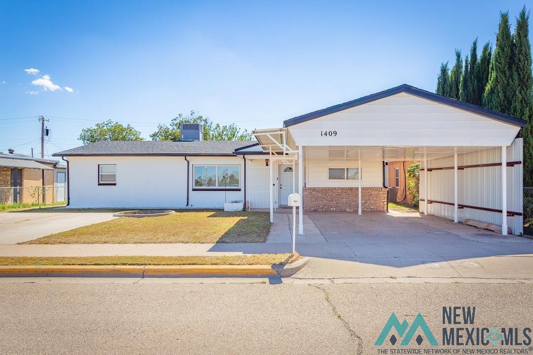 Artesia, New Mexico 88210, United States, 3 Bedrooms Bedrooms, ,2 BathroomsBathrooms,Residential,Active,222818