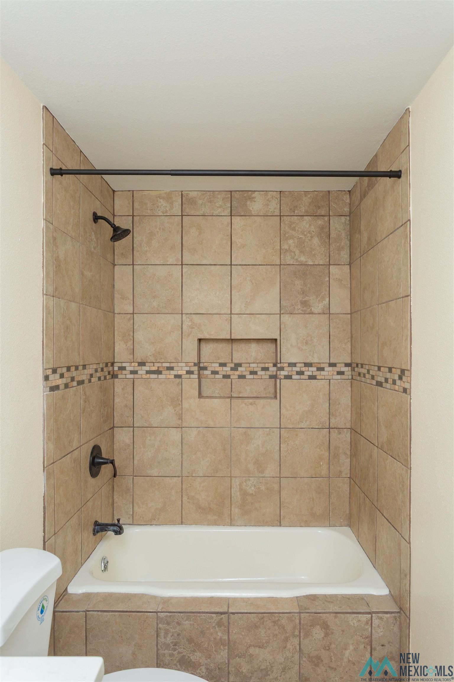 Artesia, New Mexico 88210, United States, 3 Bedrooms Bedrooms, ,2 BathroomsBathrooms,Residential,Active,222818