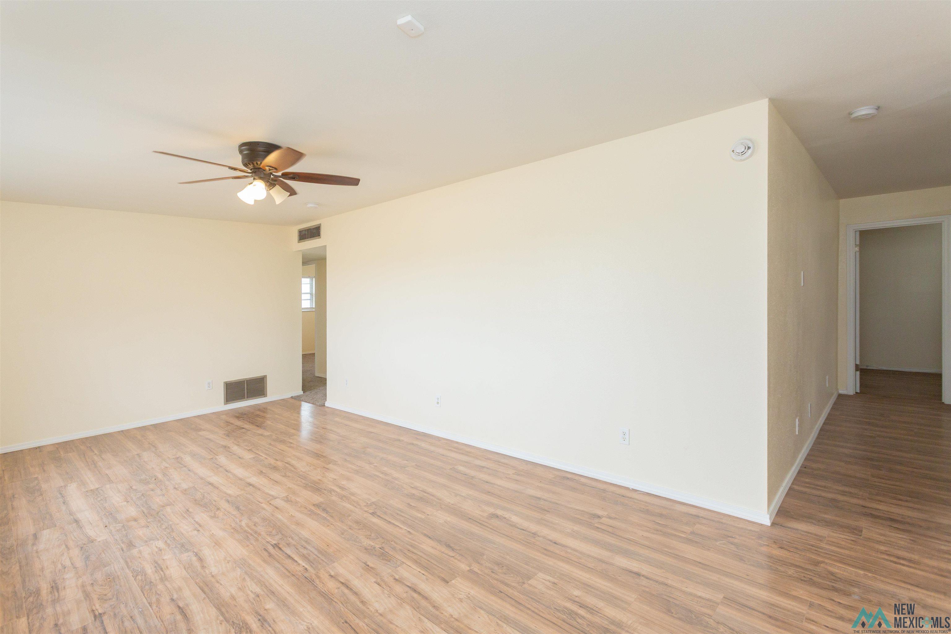 Artesia, New Mexico 88210, United States, 3 Bedrooms Bedrooms, ,2 BathroomsBathrooms,Residential,Active,222818