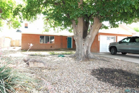 Homes For Sale - 124 Kansas Drive<br/> Portales, NM 88130