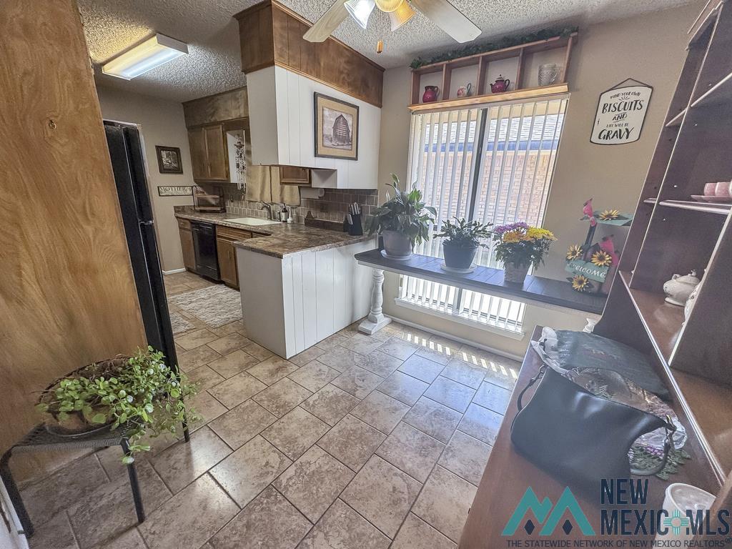 1027 W Pueblo Avenue, Hobbs, Texas image 13