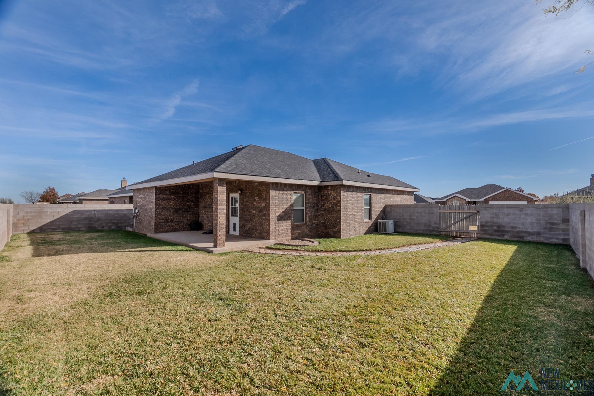 120 Almond Tree Lane, Clovis, Texas image 4