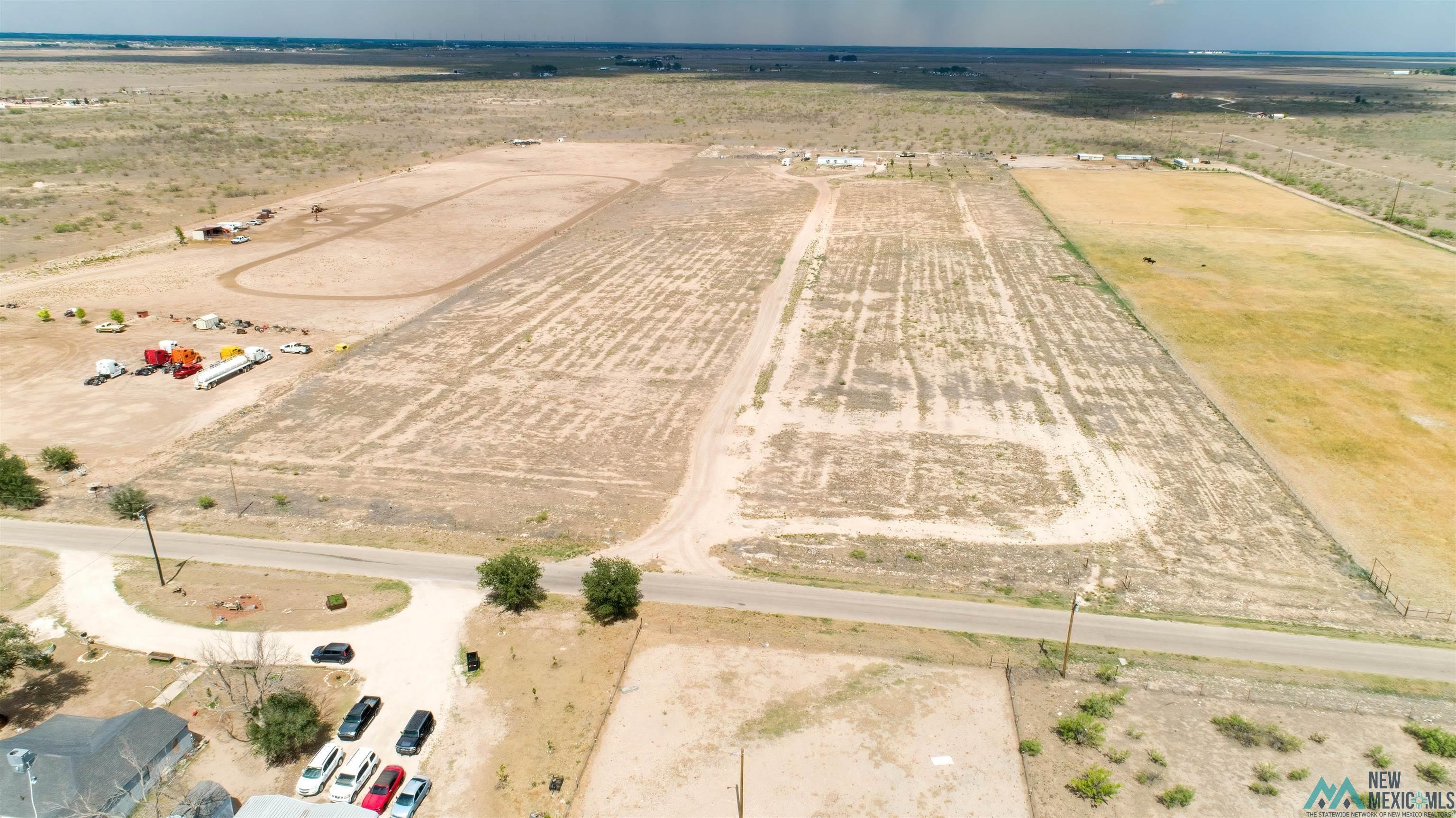 3923 S Gill Tract A Road, Lovington, Texas image 1