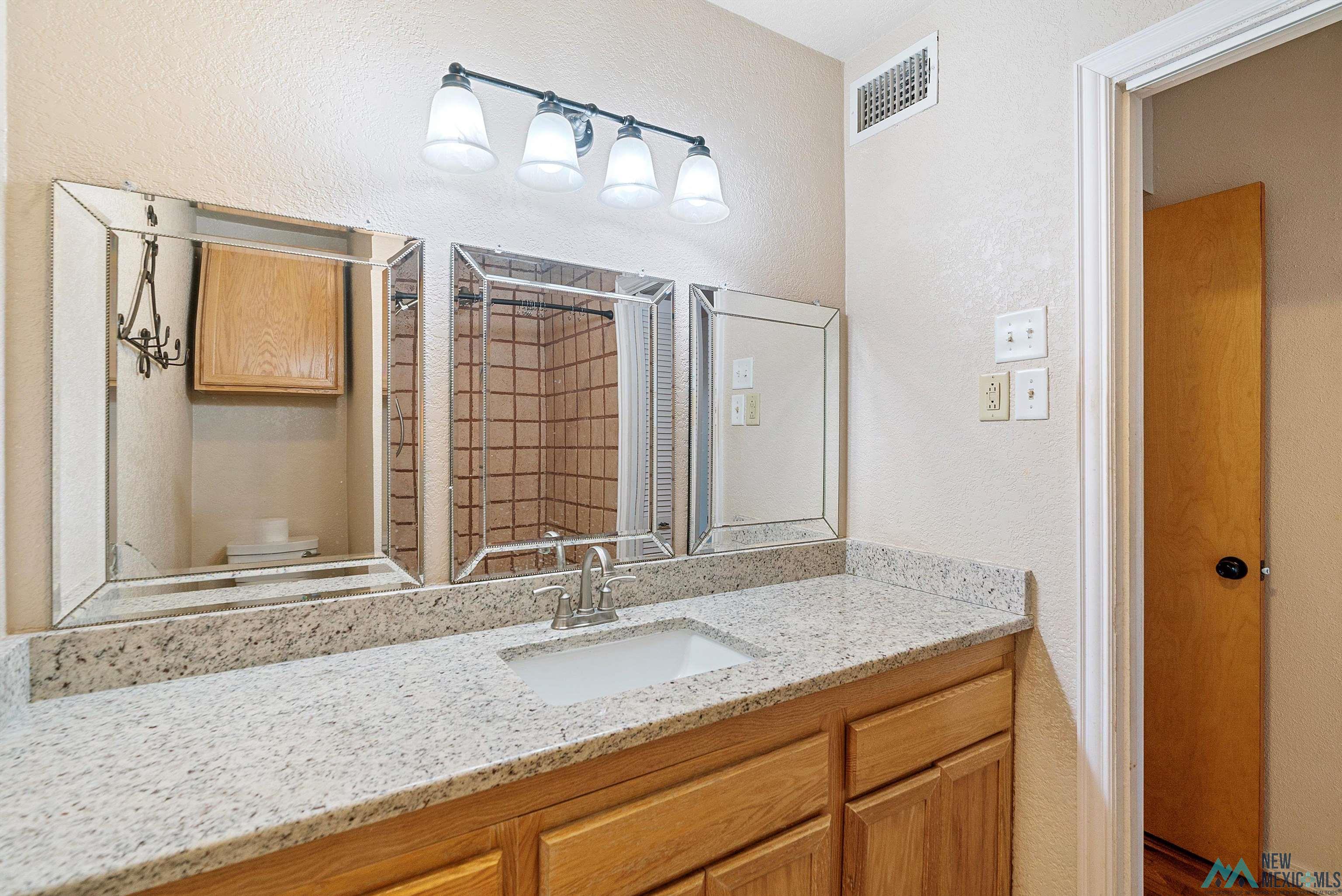 1106 Tracy Place, Carlsbad, Texas image 32