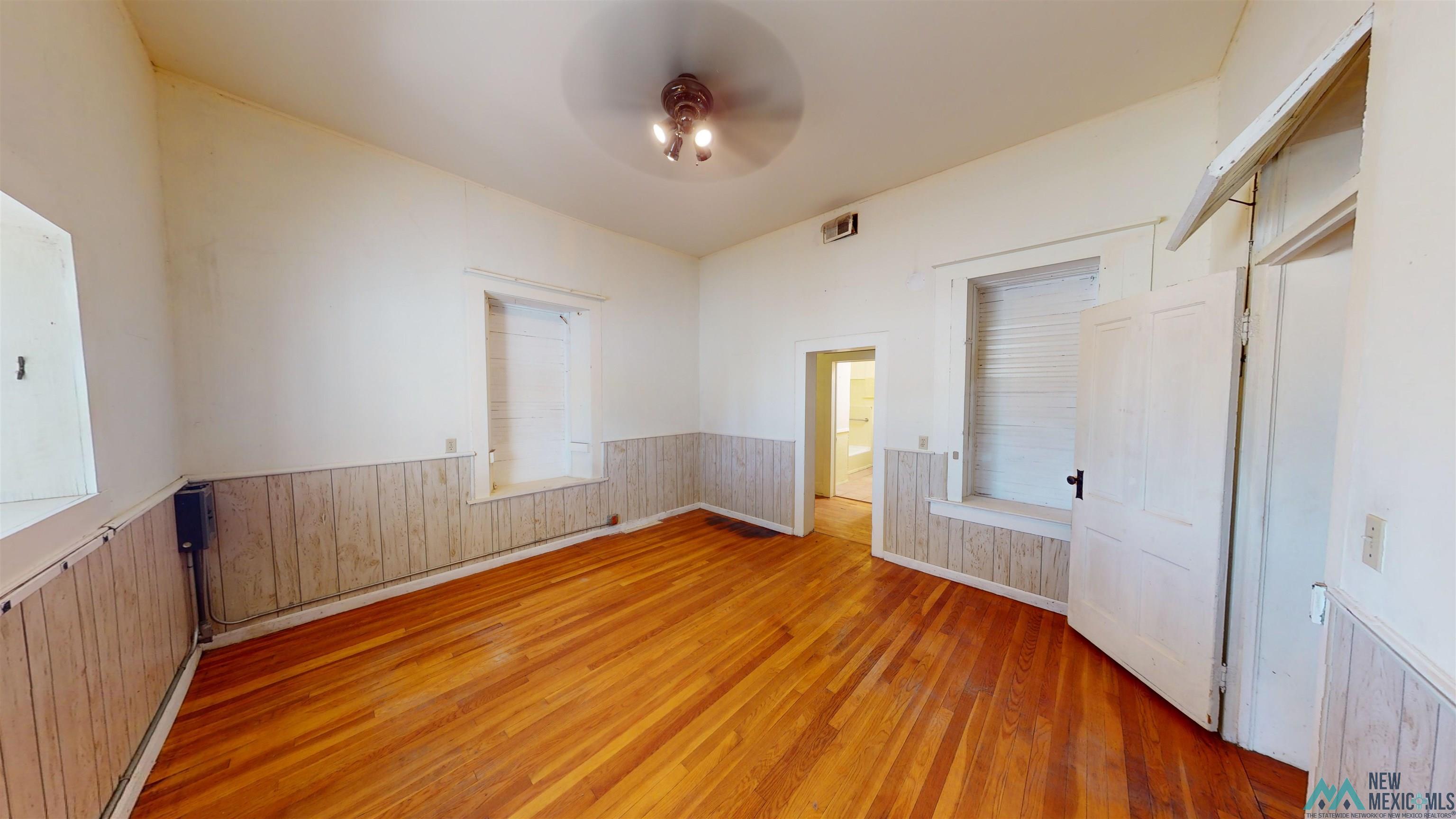320 W Maple Street, Deming, Texas image 19