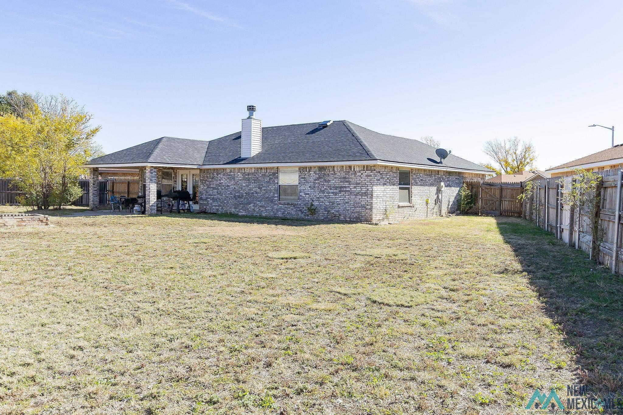 Clovis, New Mexico 88101, United States, 3 Bedrooms Bedrooms, ,2 BathroomsBathrooms,Residential,Pending,31755