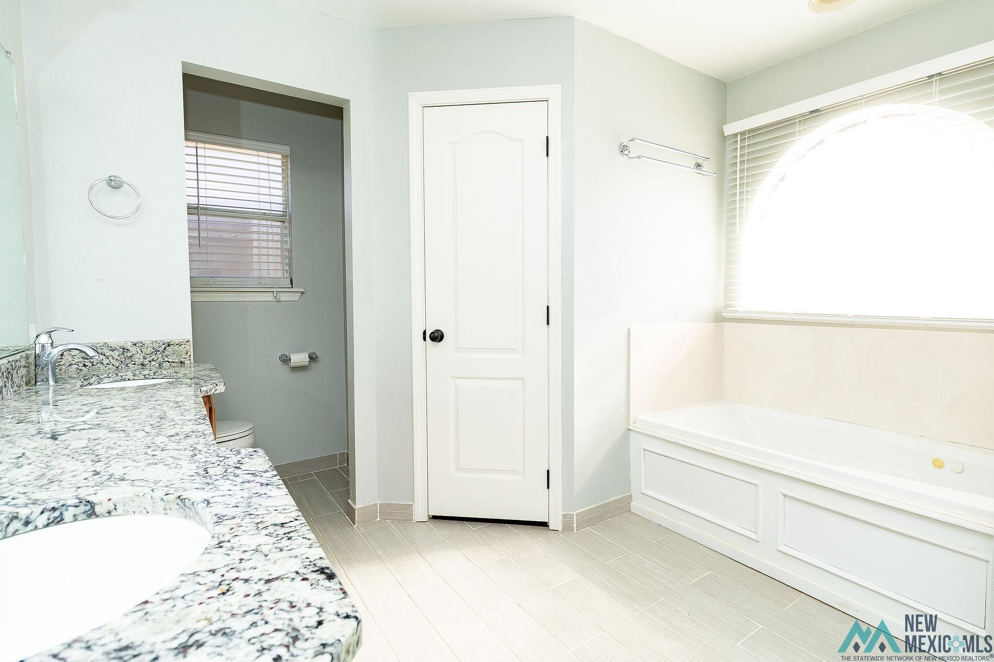 Clovis, New Mexico 88101, United States, 3 Bedrooms Bedrooms, ,2 BathroomsBathrooms,Residential,Pending,31755