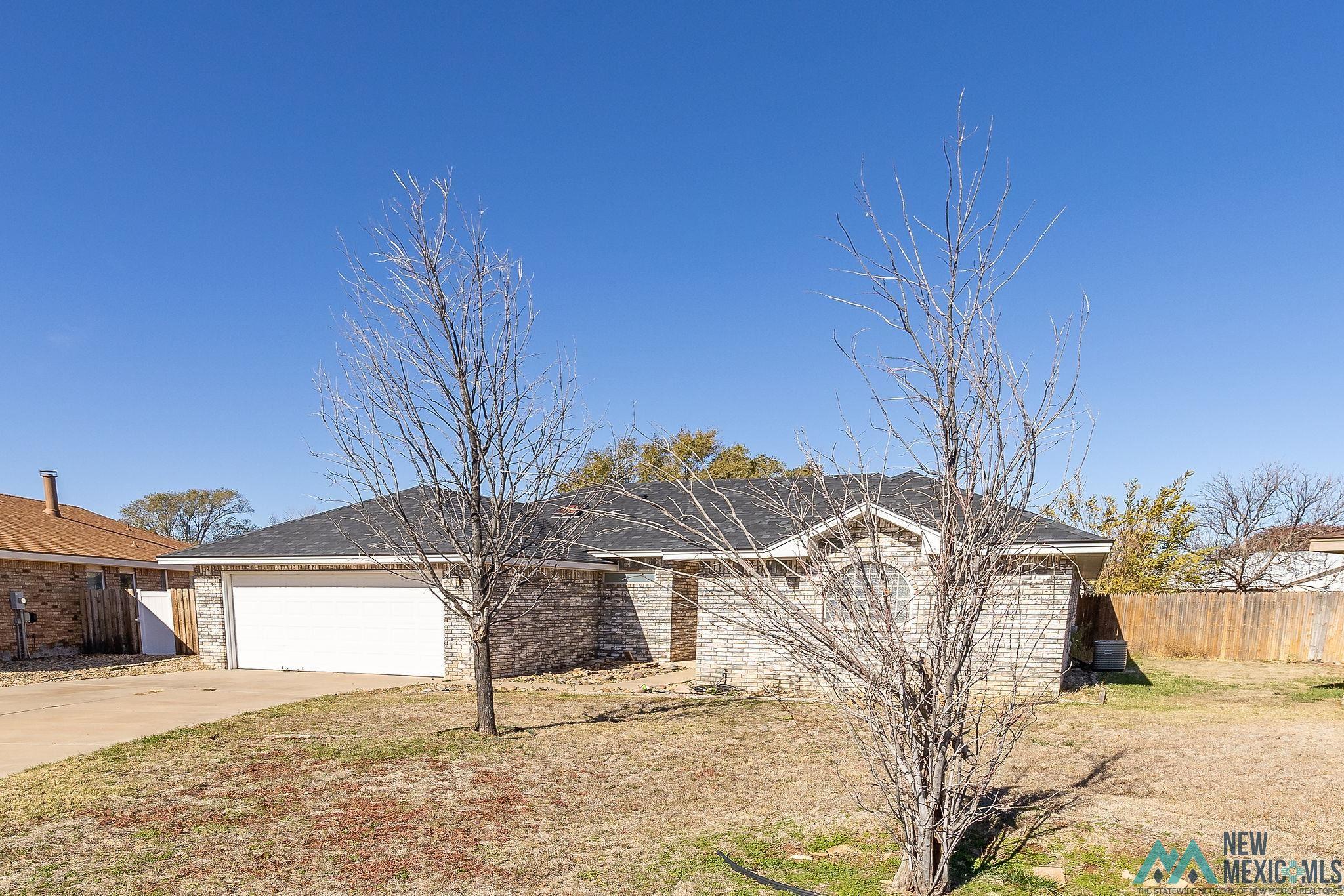 Clovis, New Mexico 88101, United States, 3 Bedrooms Bedrooms, ,2 BathroomsBathrooms,Residential,Pending,31755