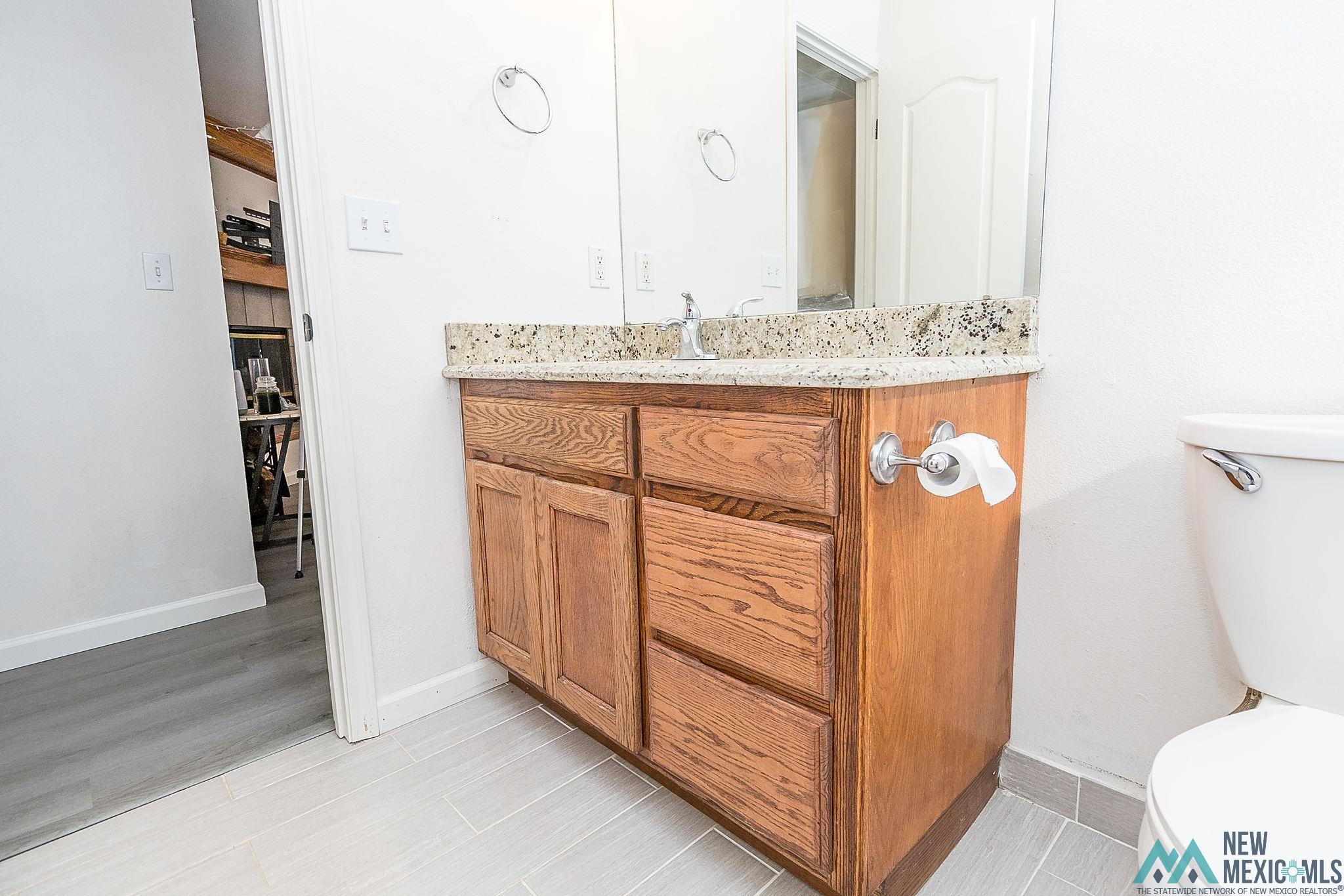 Clovis, New Mexico 88101, United States, 3 Bedrooms Bedrooms, ,2 BathroomsBathrooms,Residential,Pending,31755