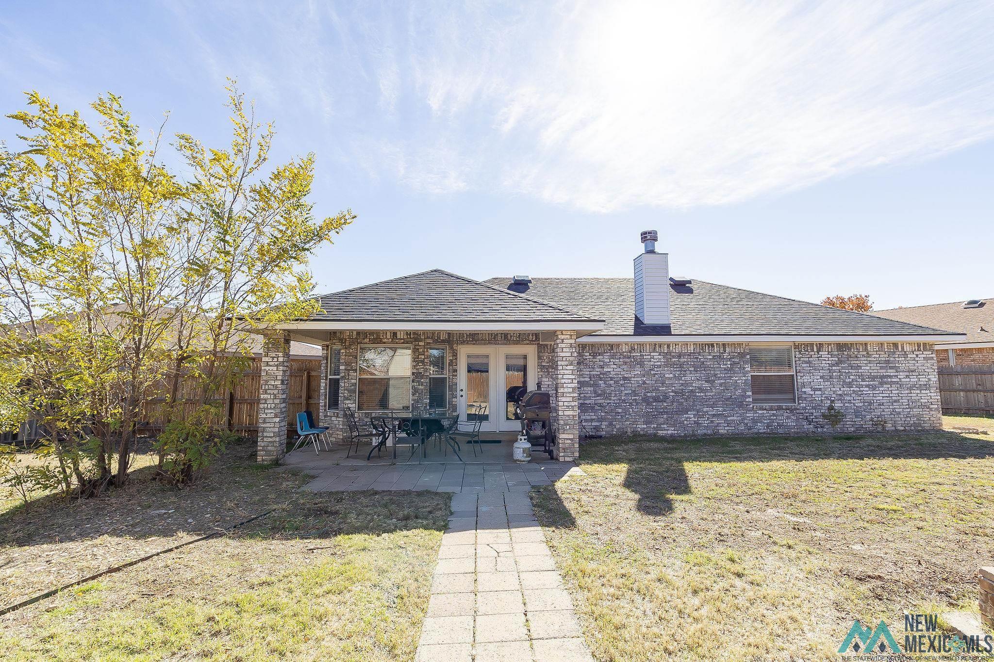 Clovis, New Mexico 88101, United States, 3 Bedrooms Bedrooms, ,2 BathroomsBathrooms,Residential,Pending,31755