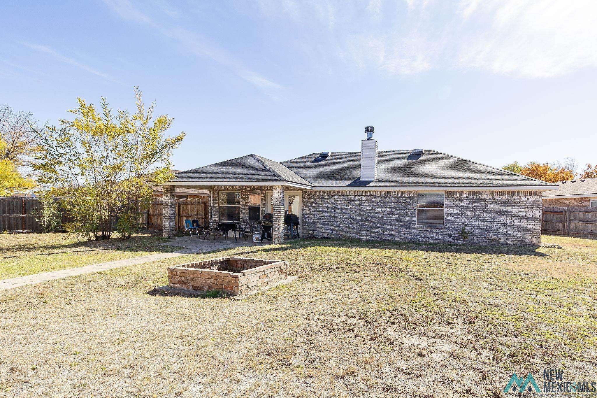 Clovis, New Mexico 88101, United States, 3 Bedrooms Bedrooms, ,2 BathroomsBathrooms,Residential,Pending,31755