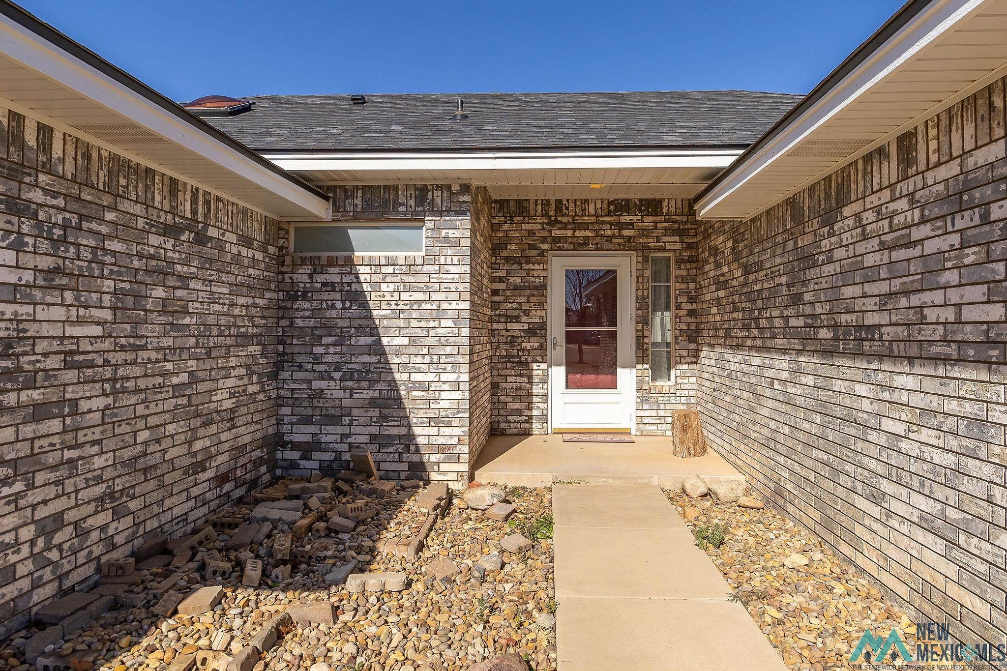 Clovis, New Mexico 88101, United States, 3 Bedrooms Bedrooms, ,2 BathroomsBathrooms,Residential,Pending,31755