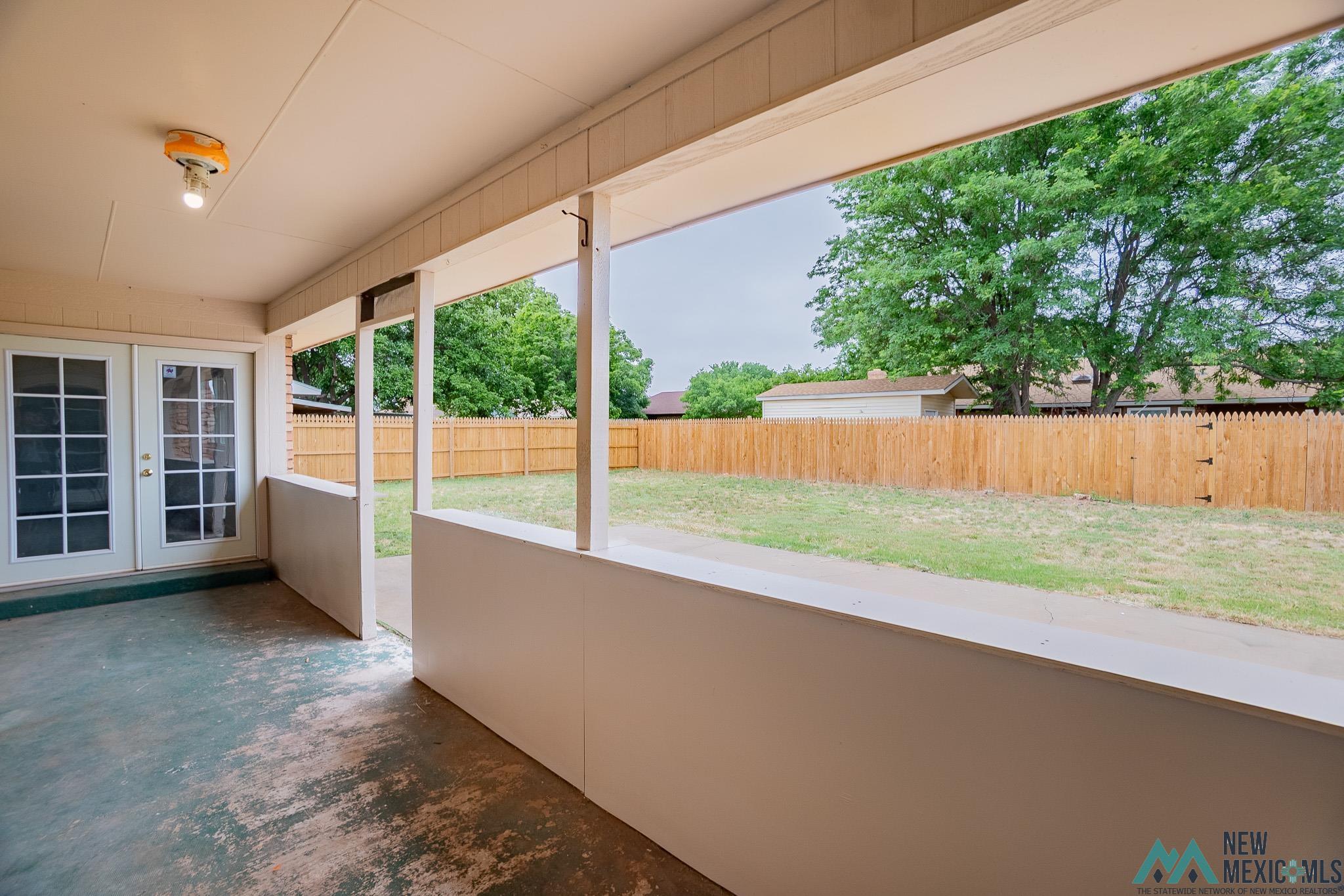 2140 Castle Court, Clovis, Texas image 22