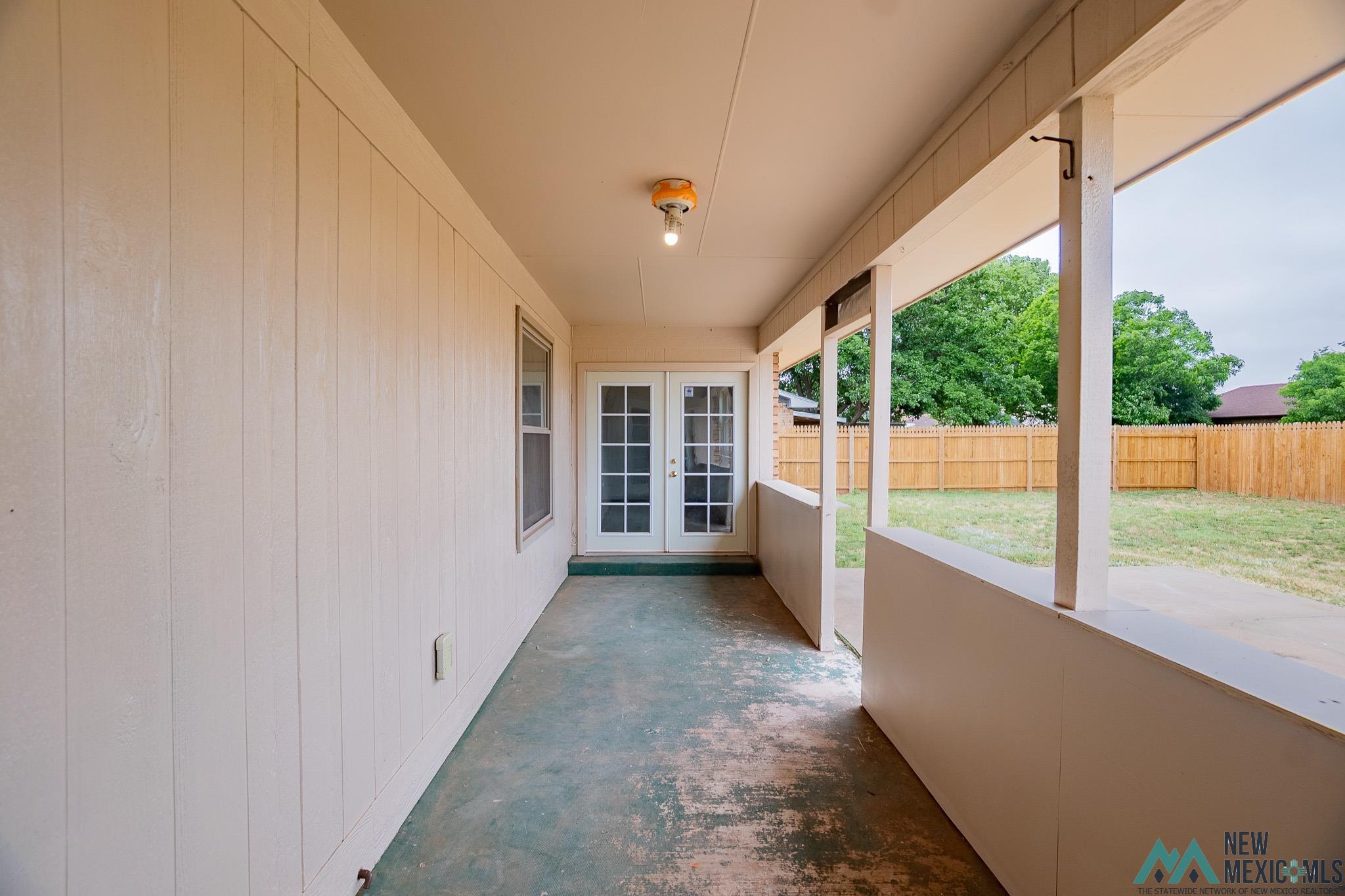 2140 Castle Court, Clovis, Texas image 21