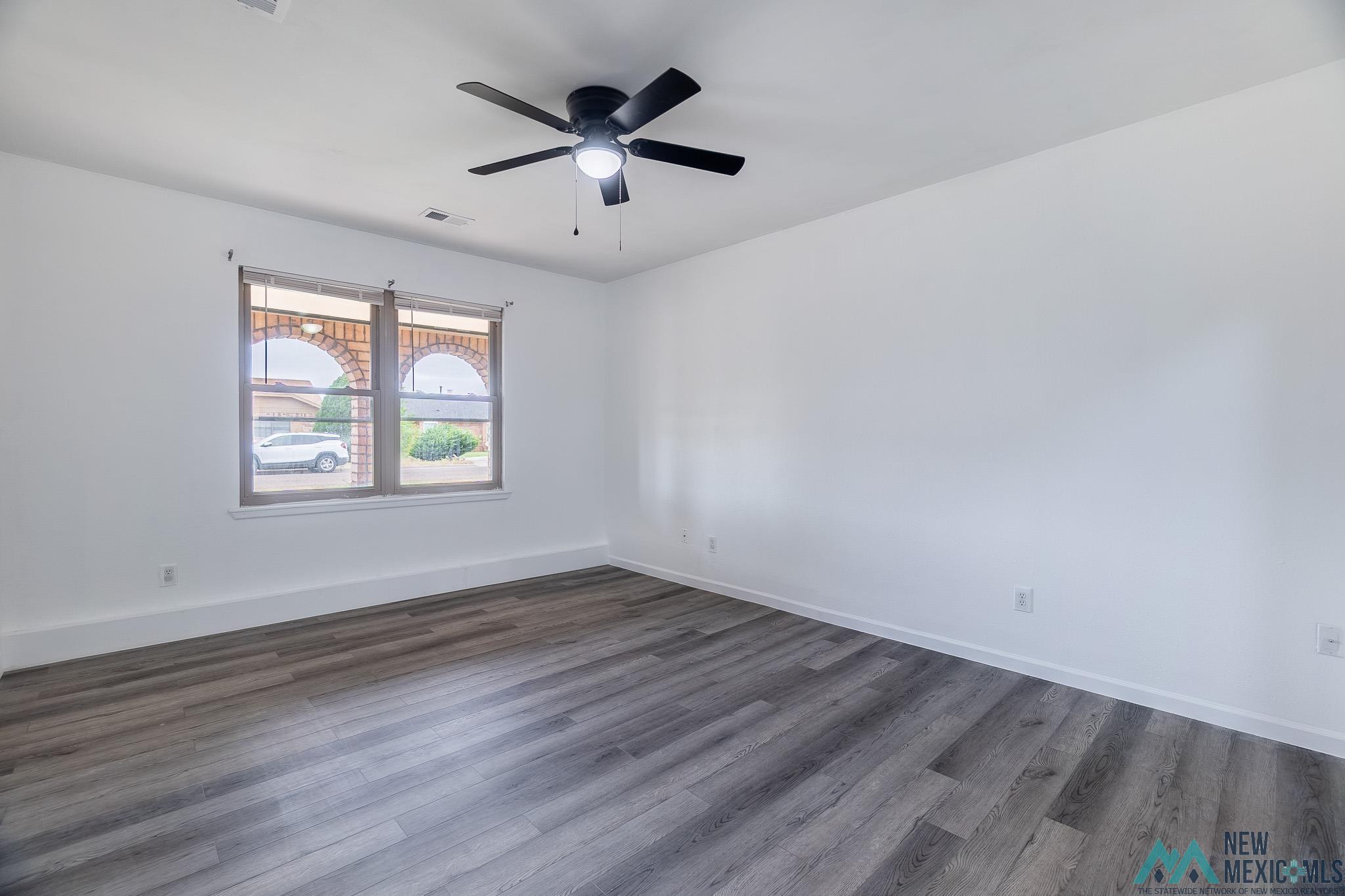 2140 Castle Court, Clovis, Texas image 17