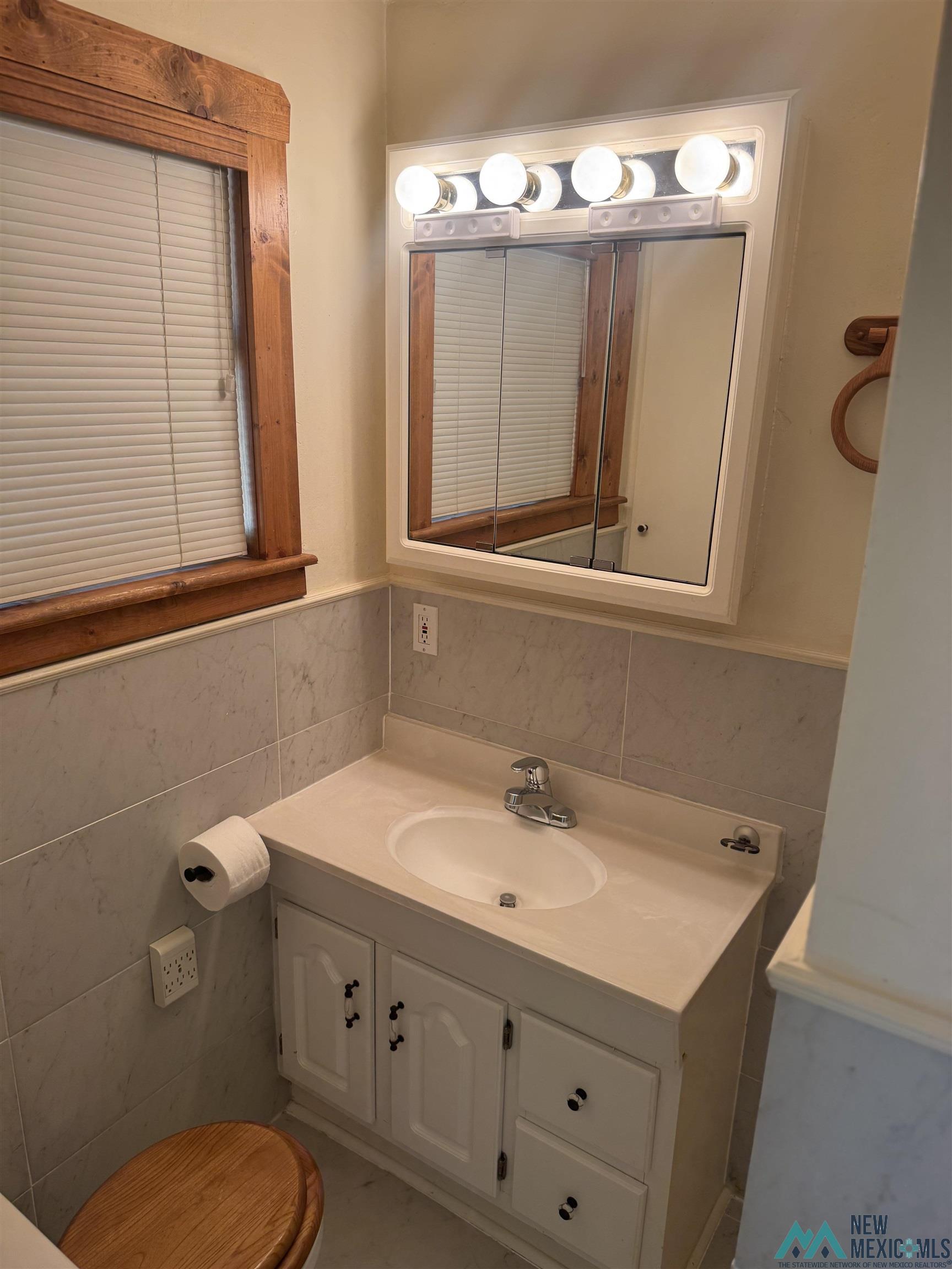 Carlsbad, New Mexico 88220, United States, 3 Bedrooms Bedrooms, ,2 BathroomsBathrooms,Residential,Pending,177524