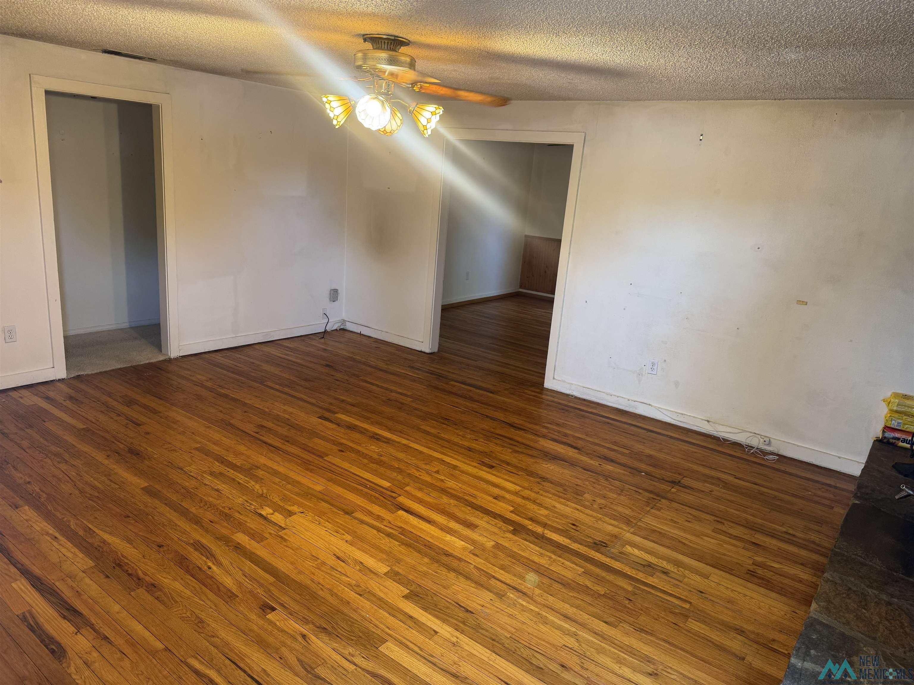 Carlsbad, New Mexico 88220, United States, 3 Bedrooms Bedrooms, ,2 BathroomsBathrooms,Residential,Pending,177524