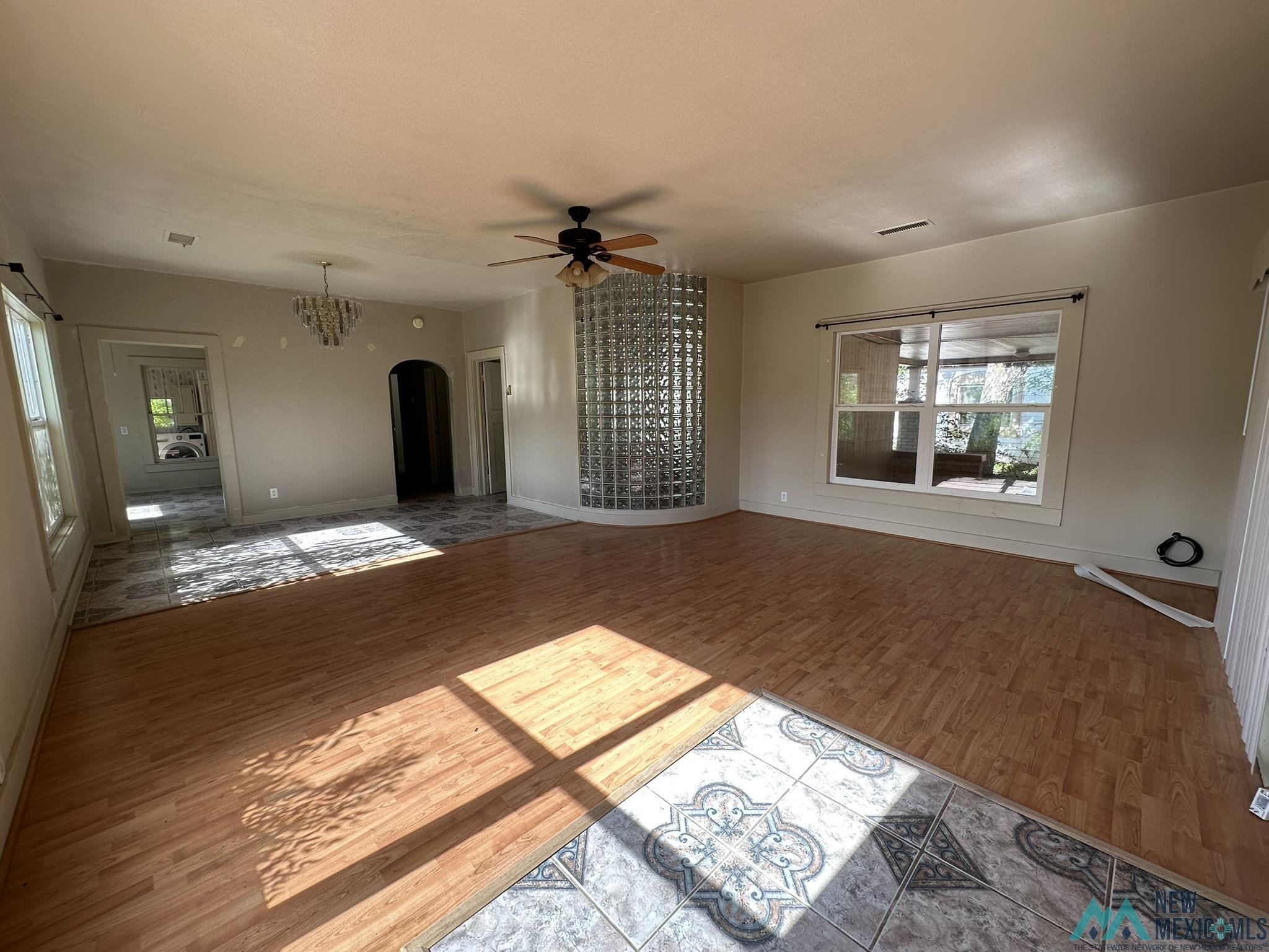 210 W Blodgett Street, Carlsbad, Texas image 6