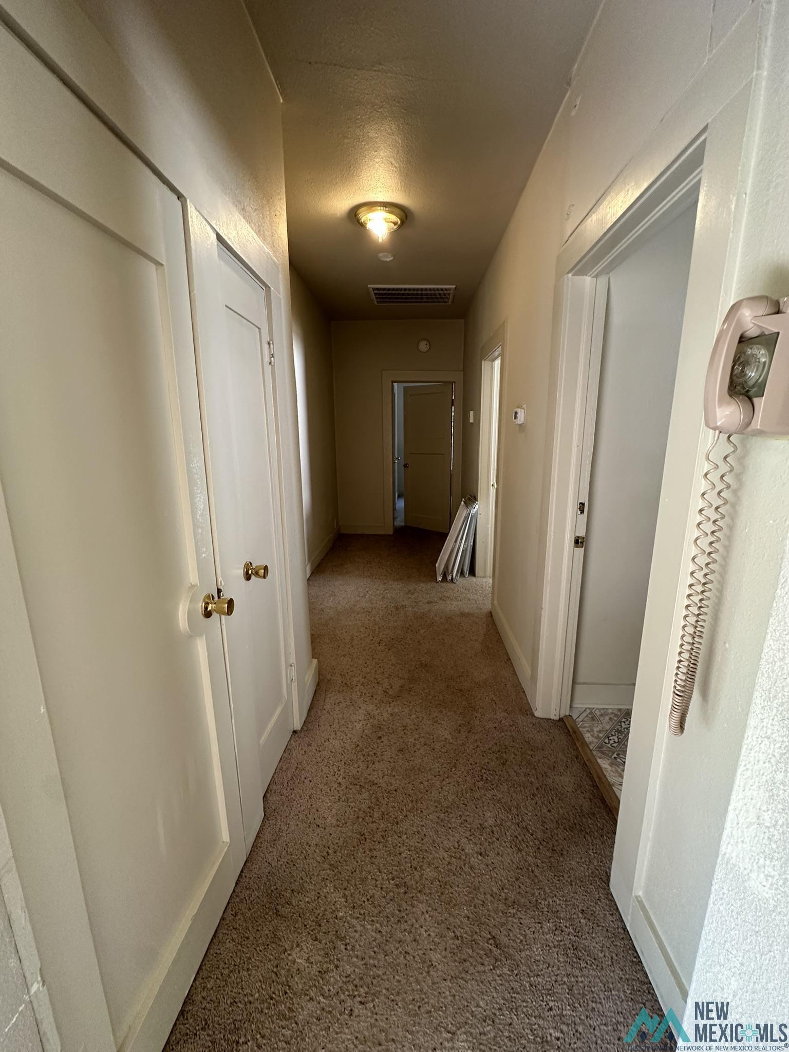 210 W Blodgett Street, Carlsbad, Texas image 14