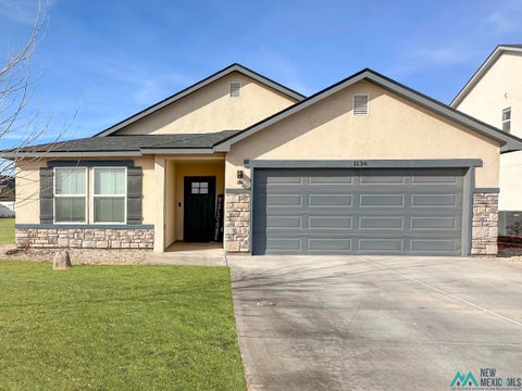 Homes For Sale - 1136 E Aventura Lane<br/> Hobbs, NM 88240