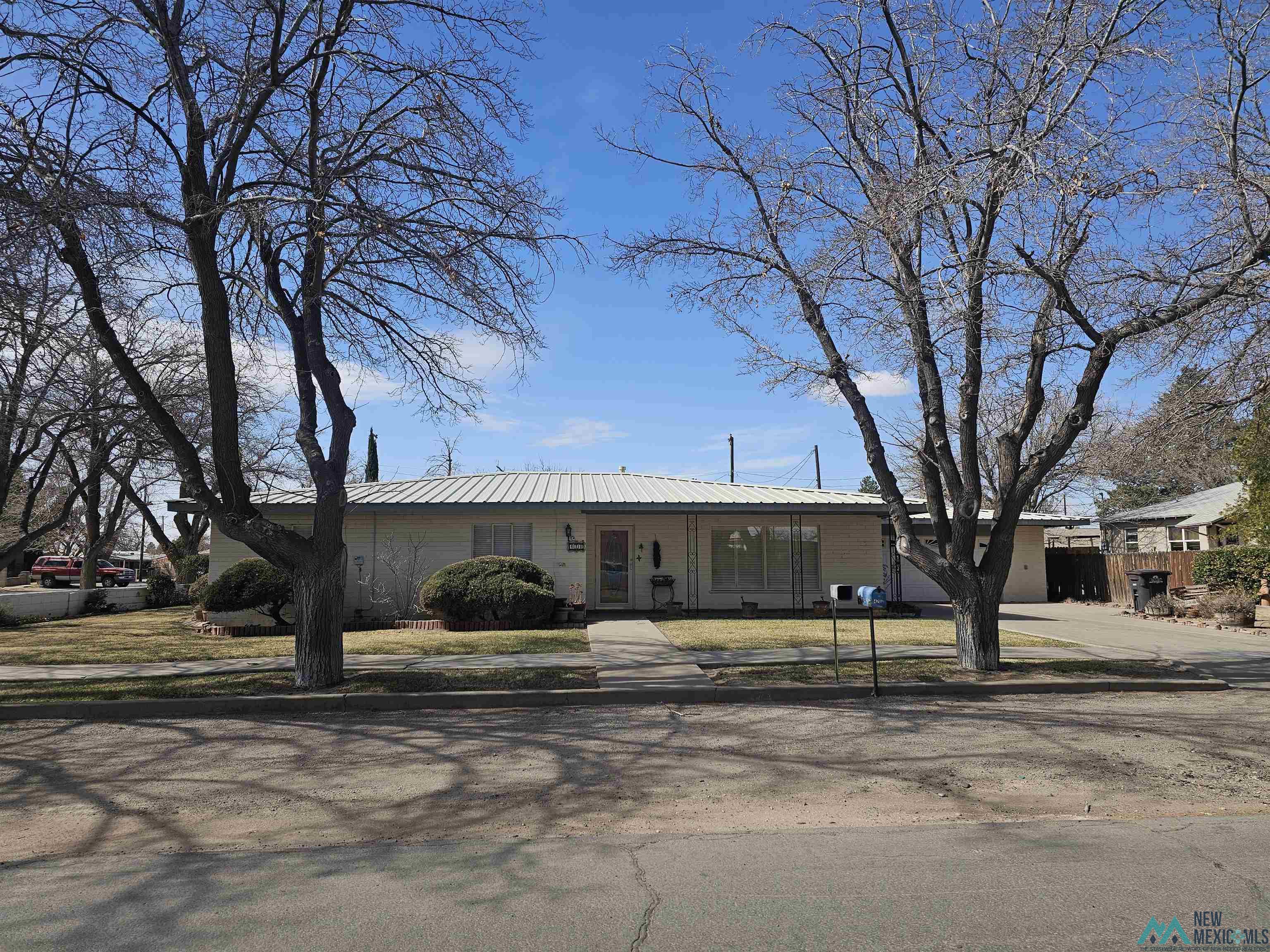 420 S Slate Street, Deming, New Mexico image 2