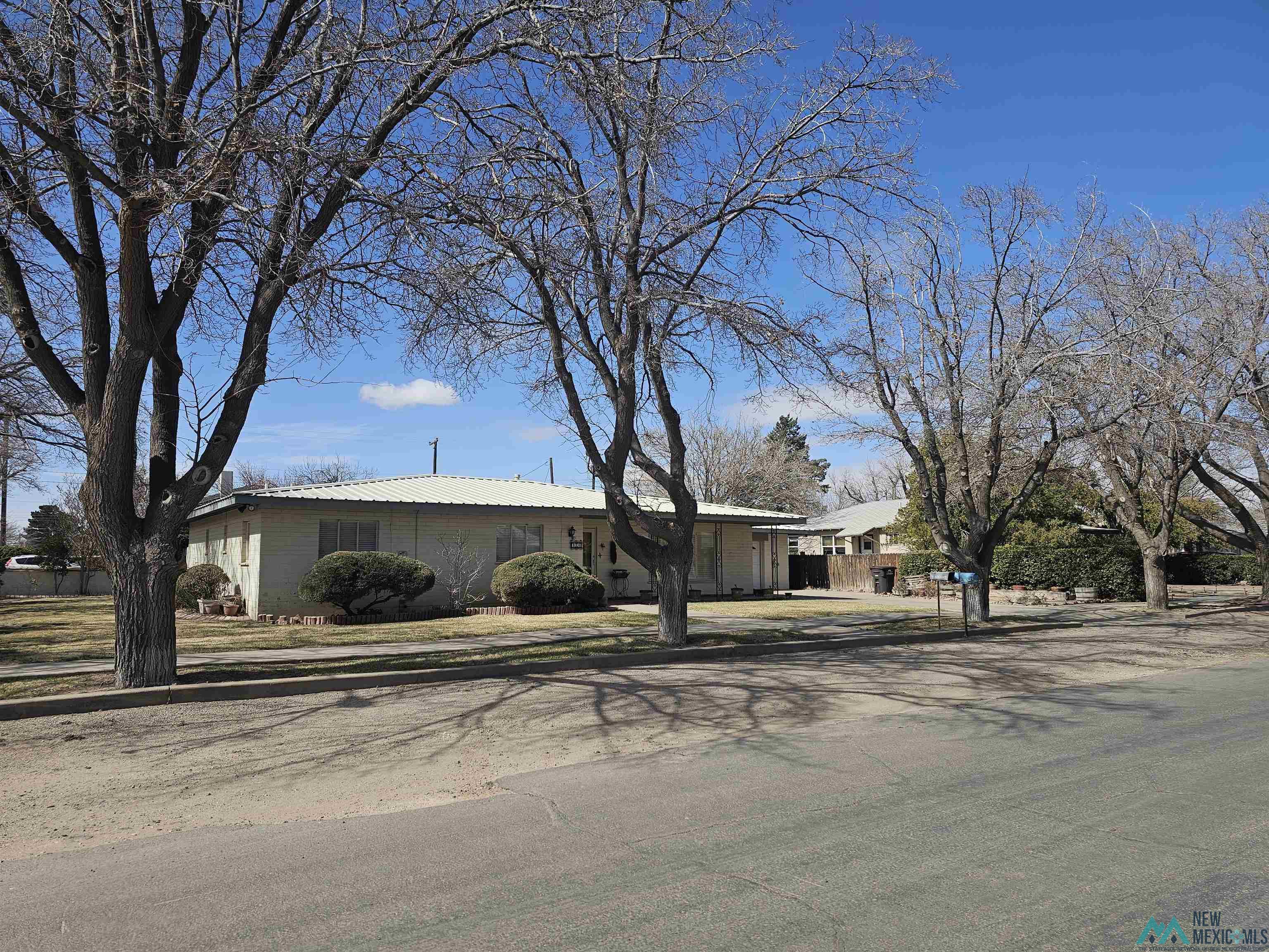 420 S Slate Street, Deming, New Mexico image 1