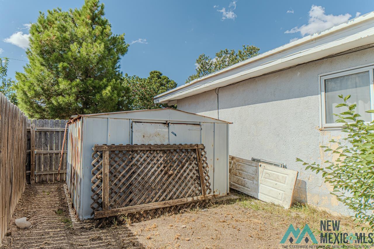 306 W Clayton Street, Lovington, Texas image 17