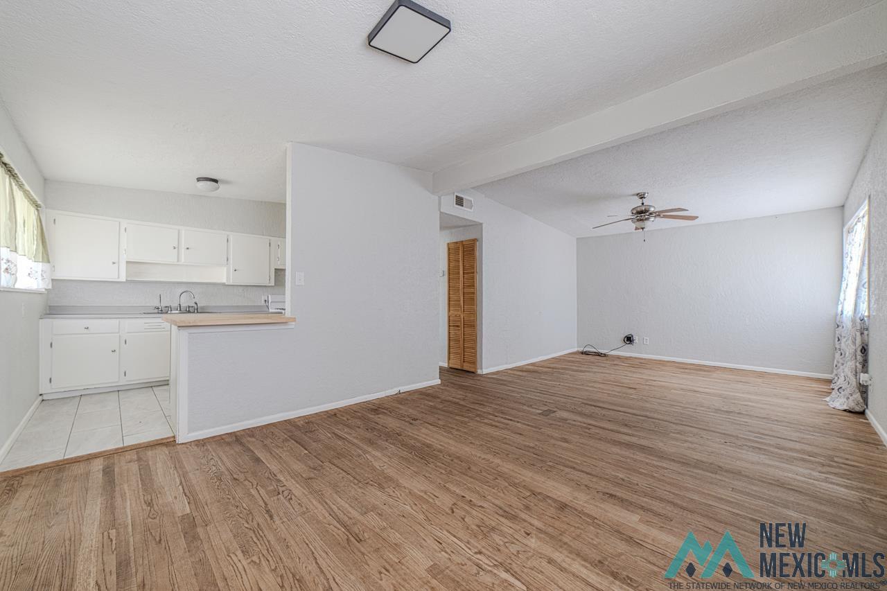 306 W Clayton Street, Lovington, Texas image 5