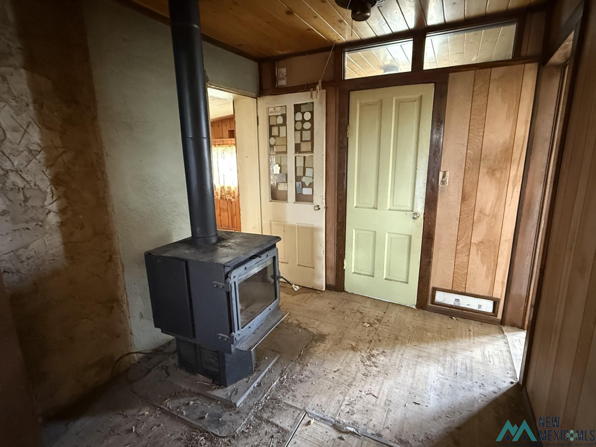 8 Mullins Drive, Las Vegas, Texas image 6