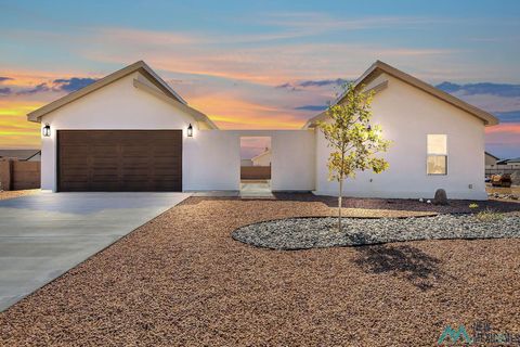 Mobile Home For Sale - 2 Elderberry Court<br/> Roswell, NM 88201