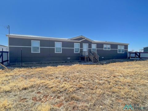 Homes For Sale - 321 W Cottonwood Lane<br/> Hobbs, NM 88240