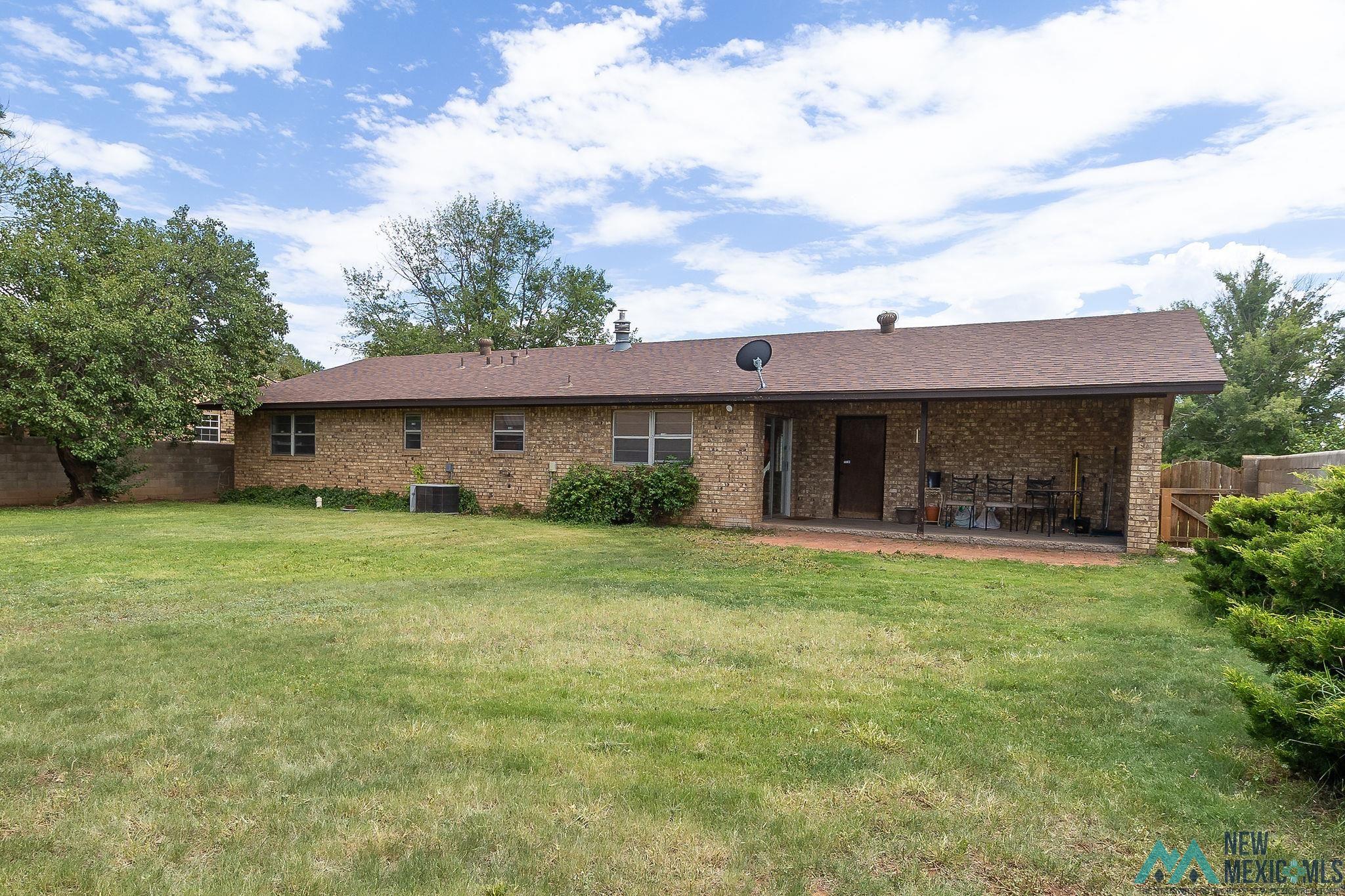 Clovis, New Mexico 88101, United States, 3 Bedrooms Bedrooms, ,2 BathroomsBathrooms,Residential,Pending,53985