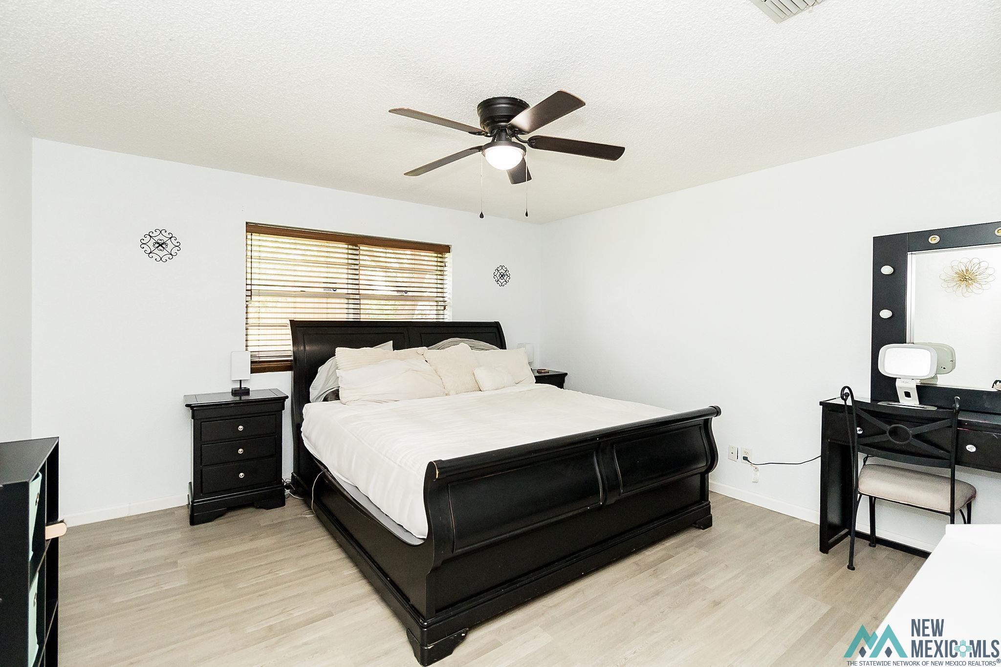 Clovis, New Mexico 88101, United States, 3 Bedrooms Bedrooms, ,2 BathroomsBathrooms,Residential,Pending,53985