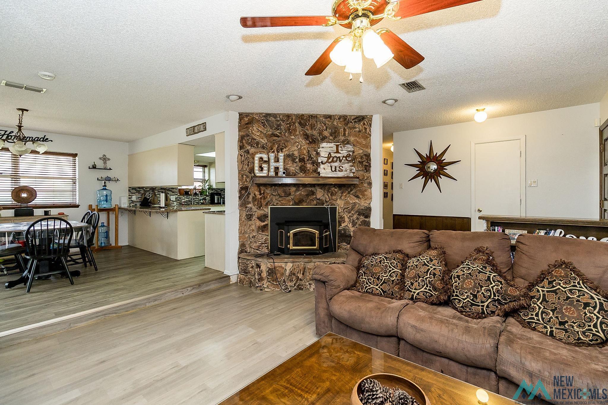 Clovis, New Mexico 88101, United States, 3 Bedrooms Bedrooms, ,2 BathroomsBathrooms,Residential,Pending,53985